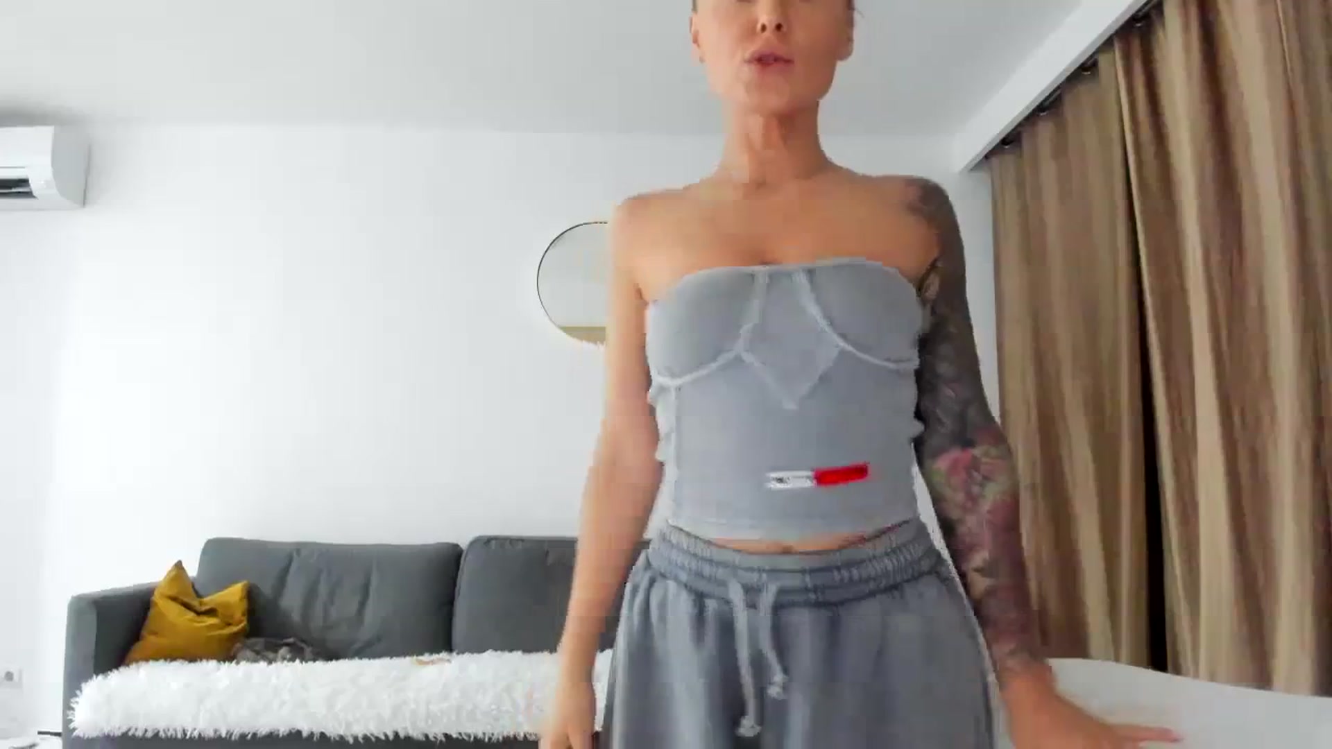 Gallery image thumbnail from AAA_Yas's myfreecams stream on, 11/20/2023, 20:59 image 7 of 20