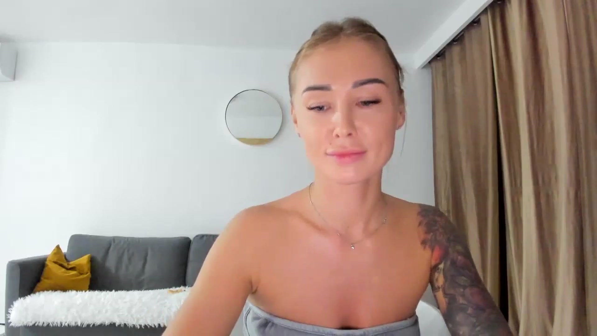 Gallery image thumbnail from AAA_Yas's myfreecams stream on, 11/20/2023, 23:35 image 7 of 20