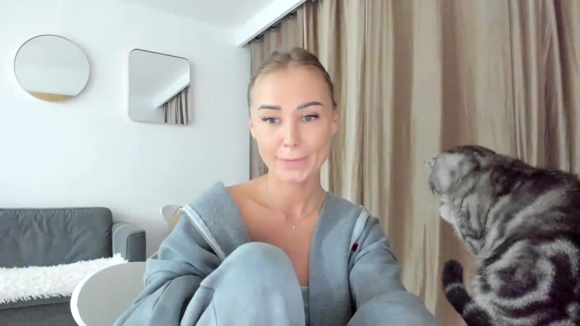 Gallery image thumbnail from AAA_Yas's myfreecams stream on, 11/20/2023, 23:35 image 18 of 20