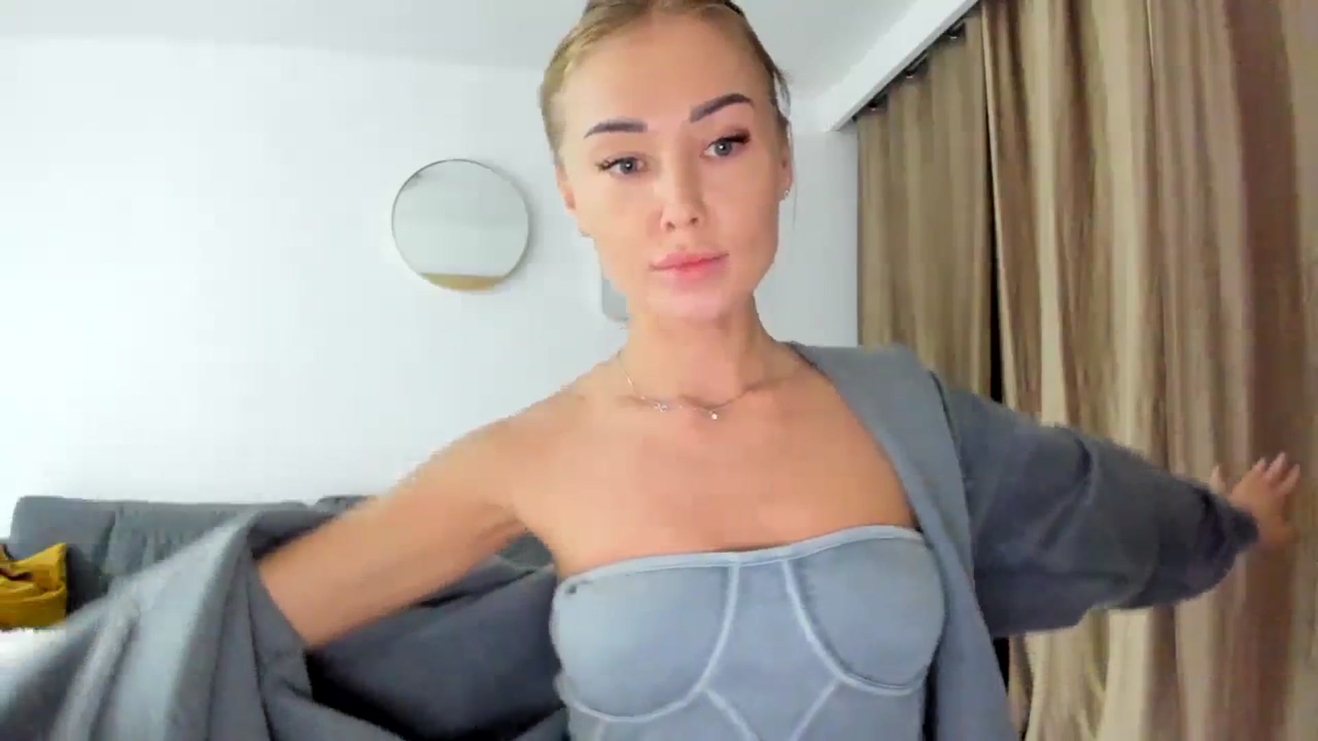 Gallery image thumbnail from AAA_Yas's myfreecams stream on, 11/20/2023, 23:35 image 13 of 20