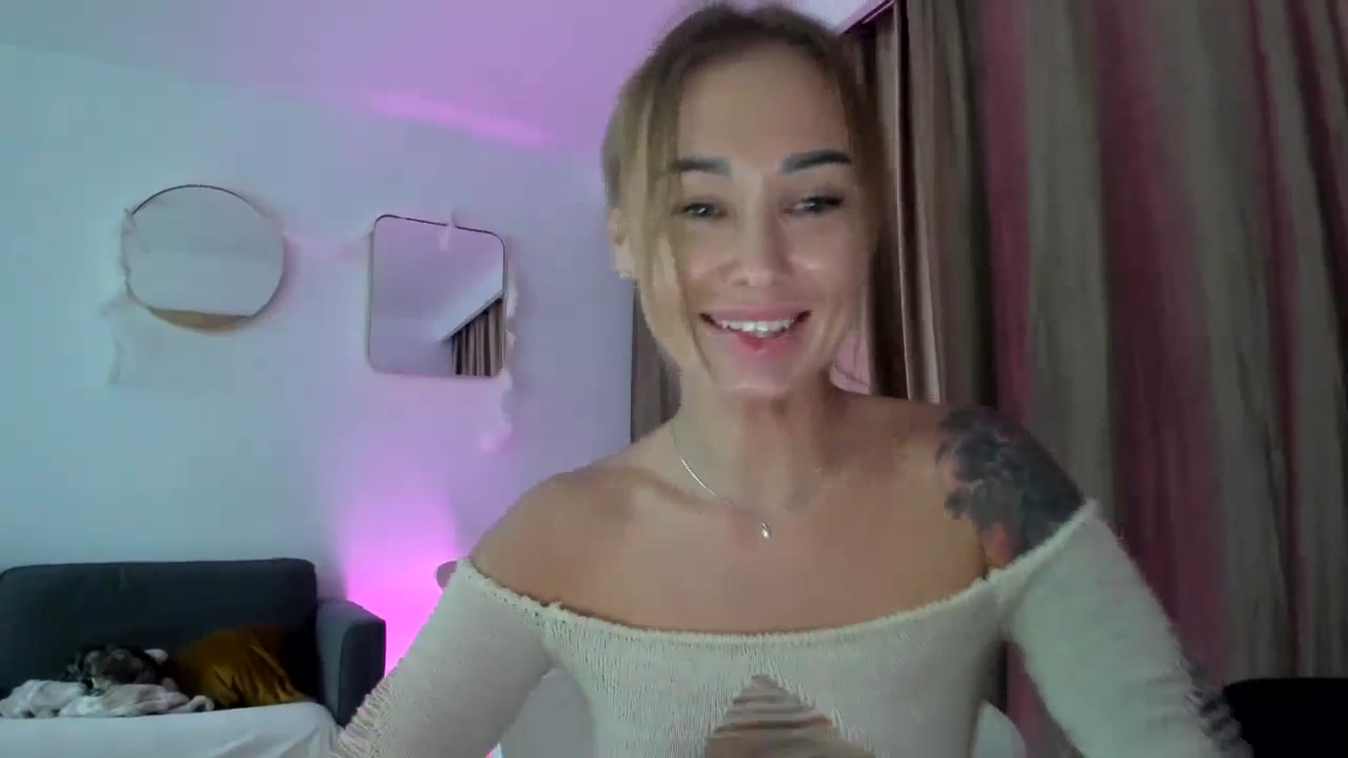 Gallery image thumbnail from AAA_Yas's myfreecams stream on, 12/06/2023, 22:58 image 7 of 20