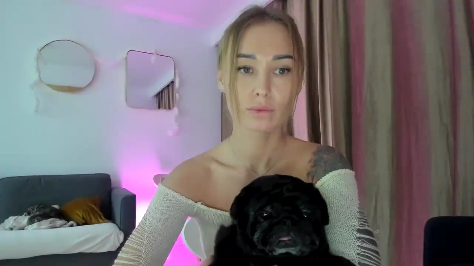 Gallery image thumbnail from AAA_Yas's myfreecams stream on, 12/06/2023, 23:33 image 4 of 20