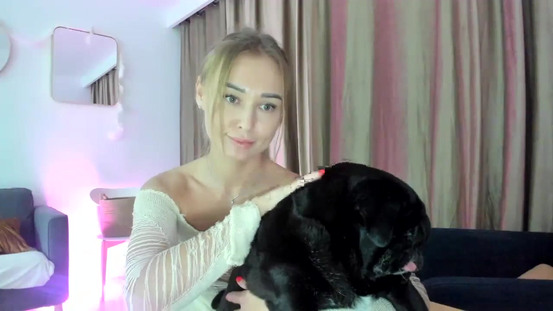 Gallery image thumbnail from AAA_Yas's myfreecams stream on, 12/06/2023, 23:33 image 13 of 20