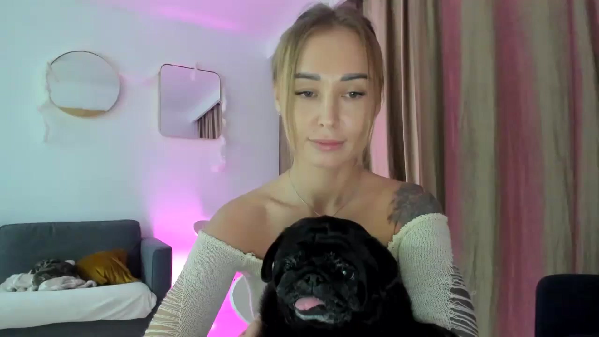 Gallery image thumbnail from AAA_Yas's myfreecams stream on, 12/06/2023, 23:33 image 1 of 20