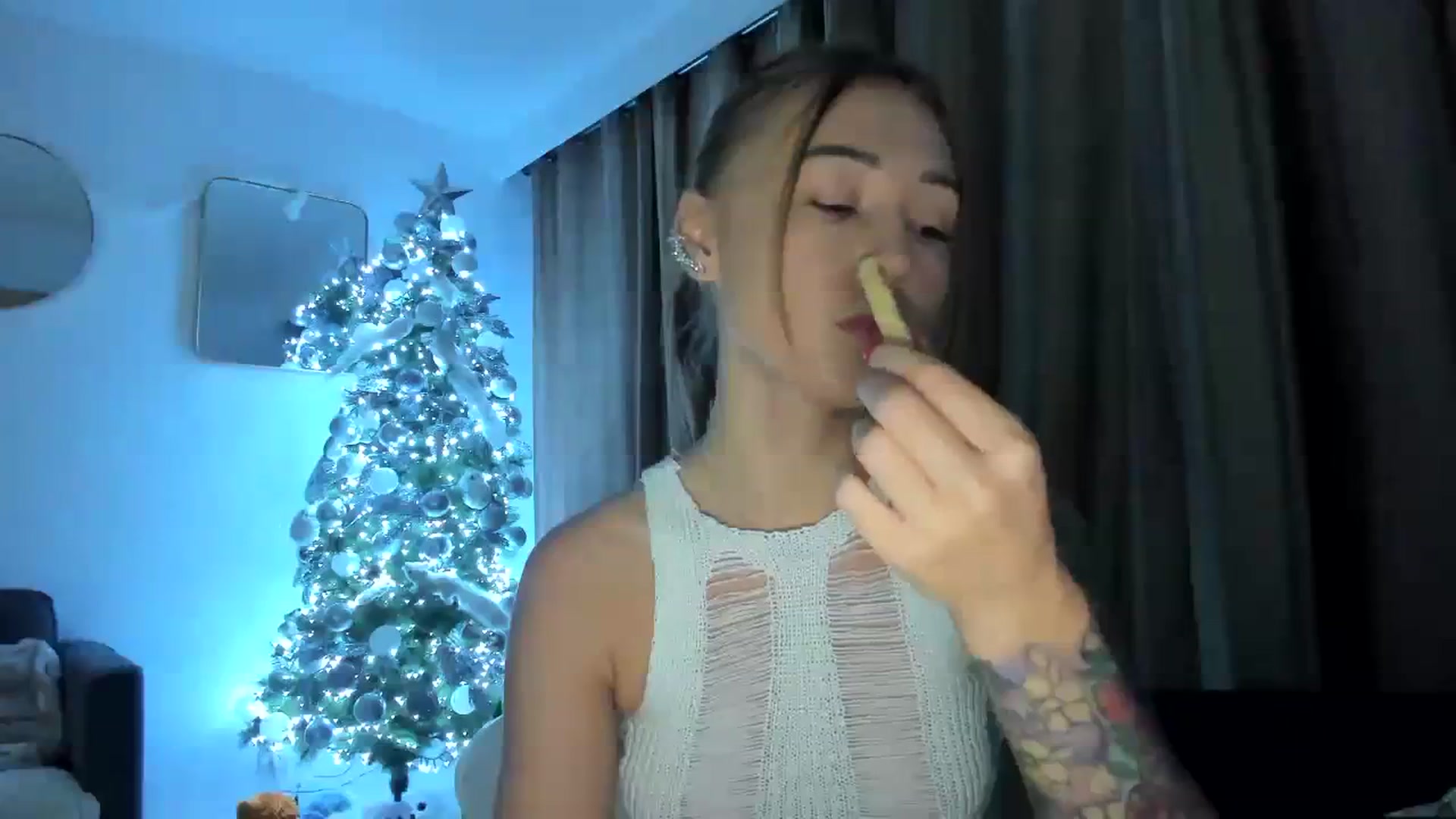 Gallery image thumbnail from AAA_Yas's myfreecams stream on, 12/09/2023, 19:43 image 9 of 20