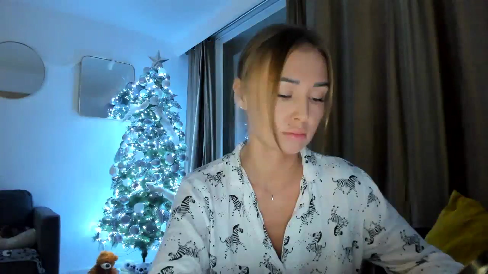 Gallery image thumbnail from AAA_Yas's myfreecams stream on, 12/10/2023, 22:16 image 2 of 20