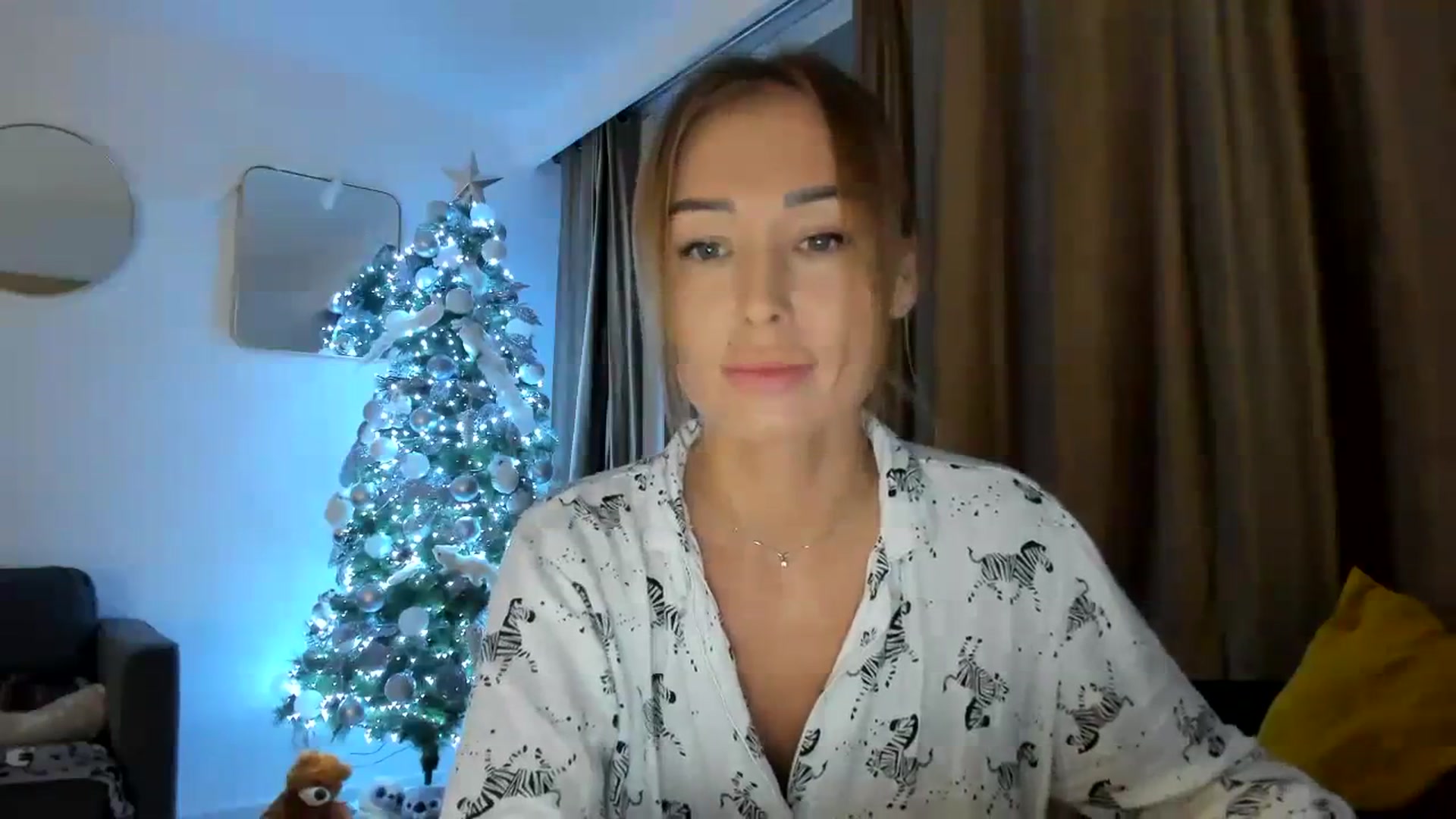 Gallery image thumbnail from AAA_Yas's myfreecams stream on, 12/10/2023, 22:16 image 7 of 20