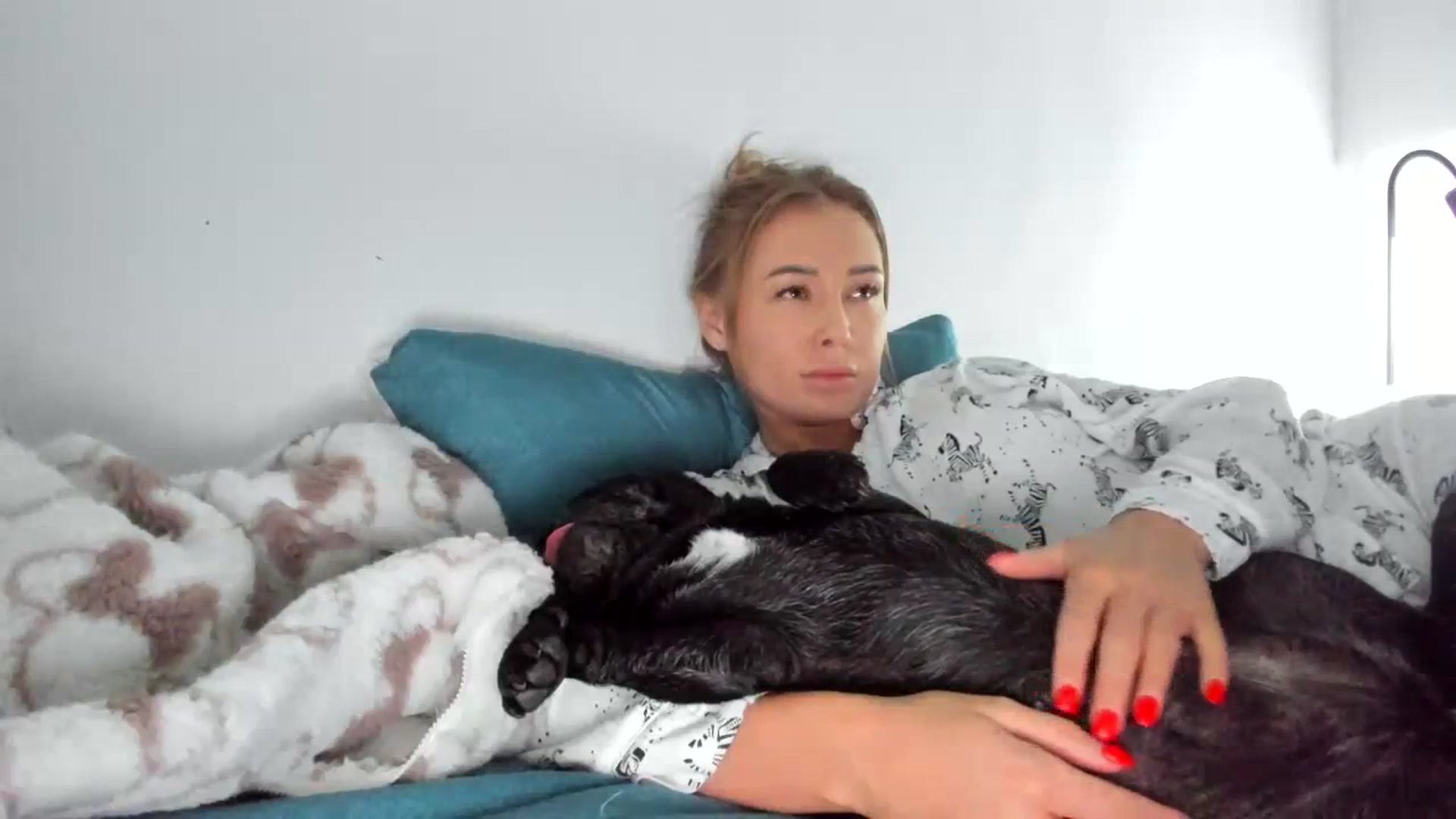 Gallery image thumbnail from AAA_Yas's myfreecams stream on, 12/11/2023, 24:01 image 7 of 20