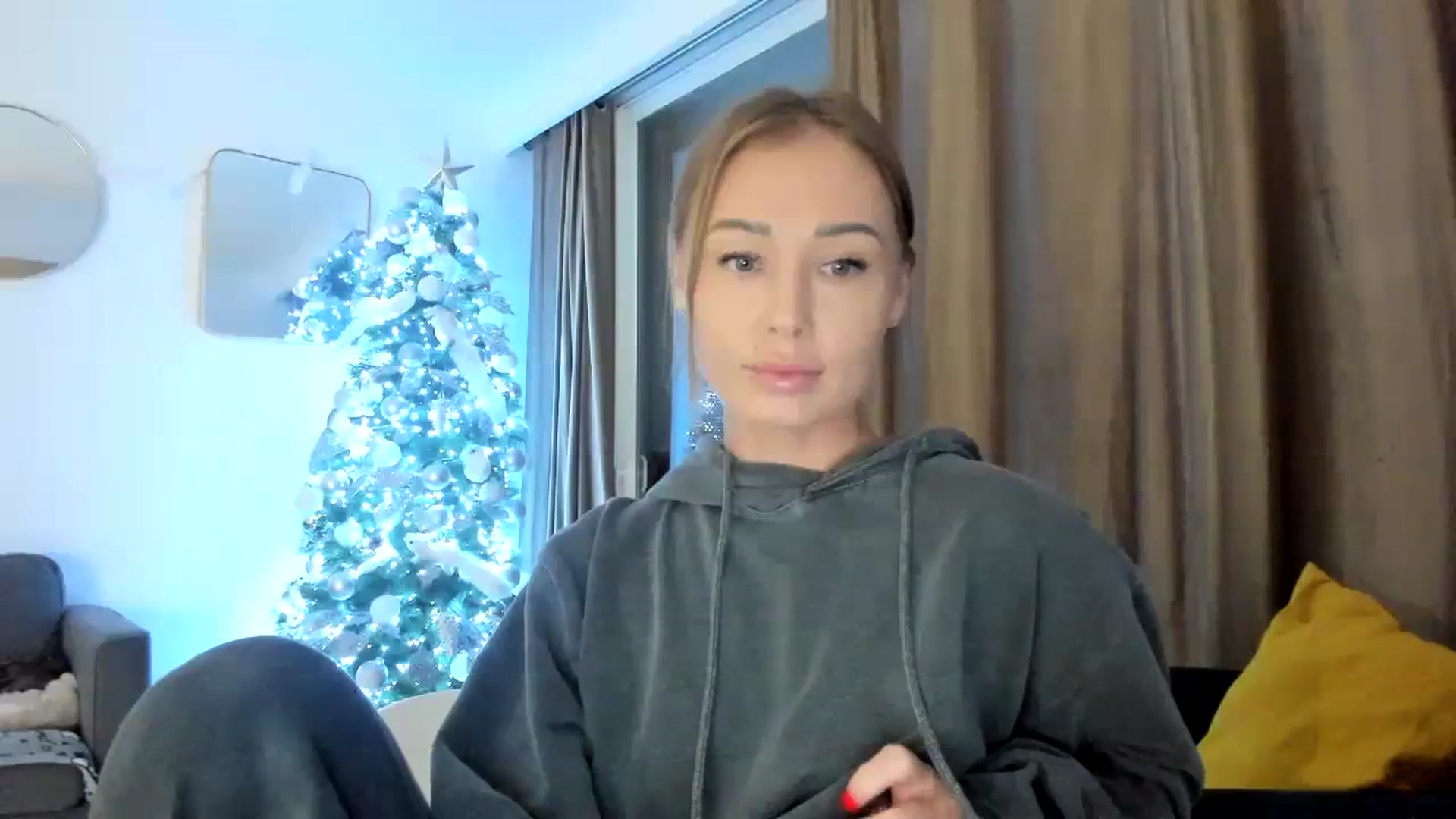 Gallery image thumbnail from AAA_Yas's myfreecams stream on, 12/12/2023, 21:01 image 2 of 20