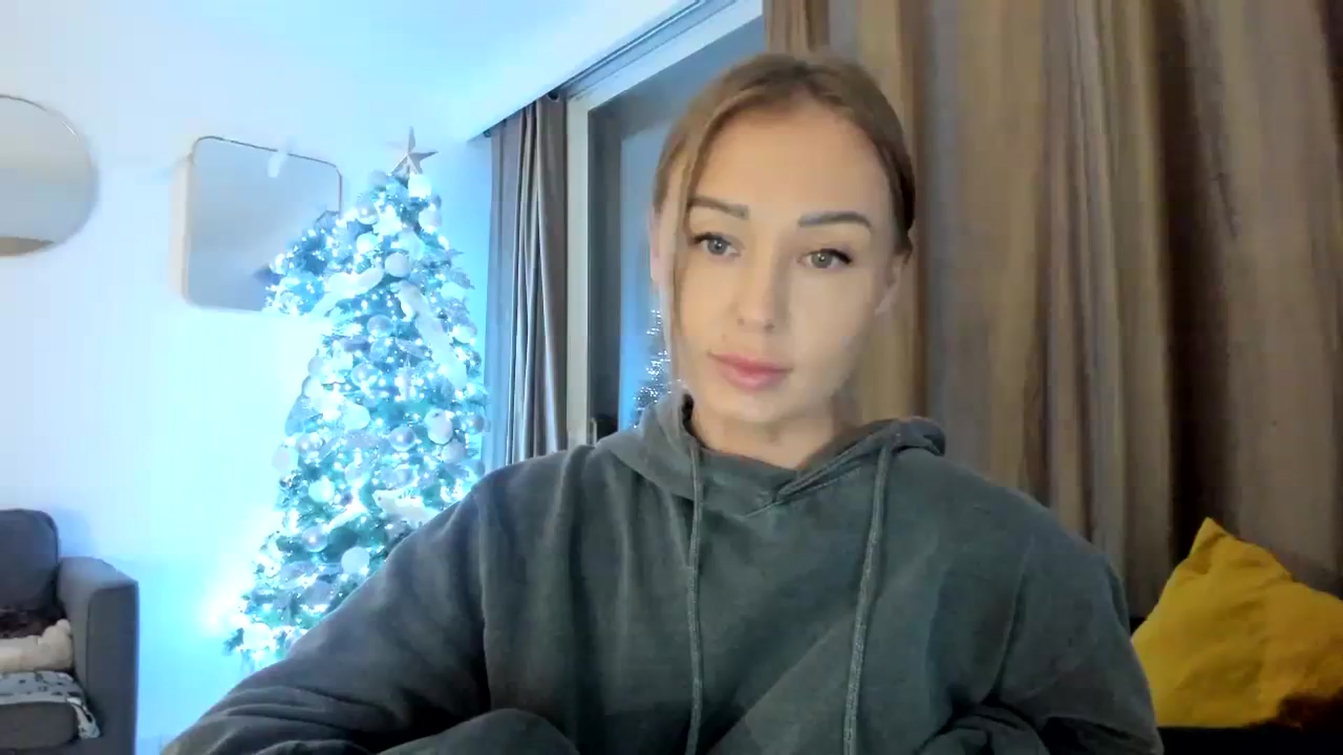 Gallery image thumbnail from AAA_Yas's myfreecams stream on, 12/12/2023, 21:01 image 3 of 20