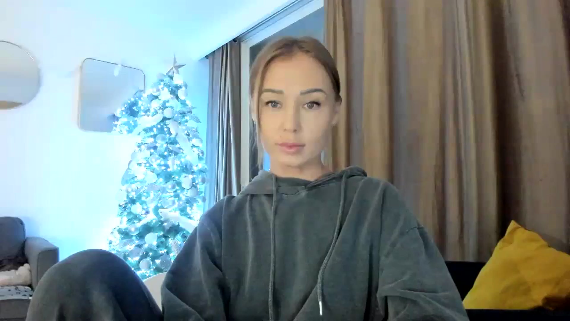 Gallery image thumbnail from AAA_Yas's myfreecams stream on, 12/12/2023, 21:01 image 1 of 20