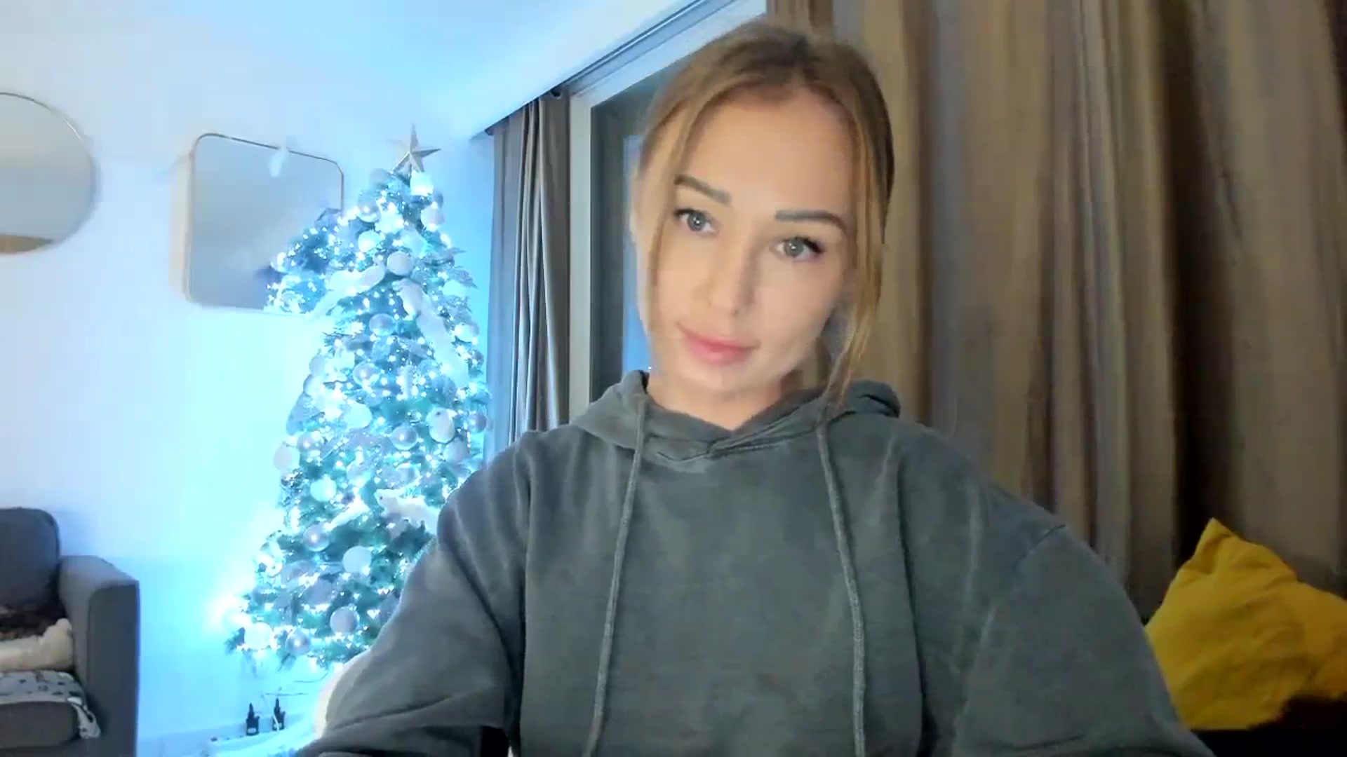 Gallery image thumbnail from AAA_Yas's myfreecams stream on, 12/12/2023, 21:01 image 9 of 20