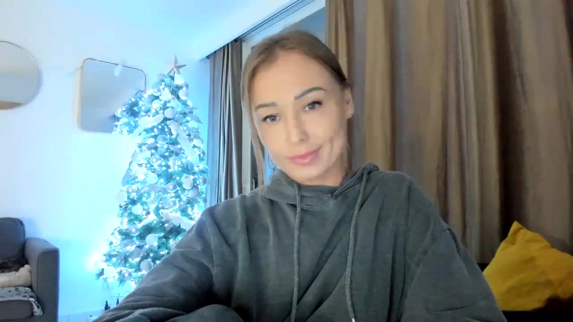 Gallery image thumbnail from AAA_Yas's myfreecams stream on, 12/12/2023, 21:01 image 4 of 20
