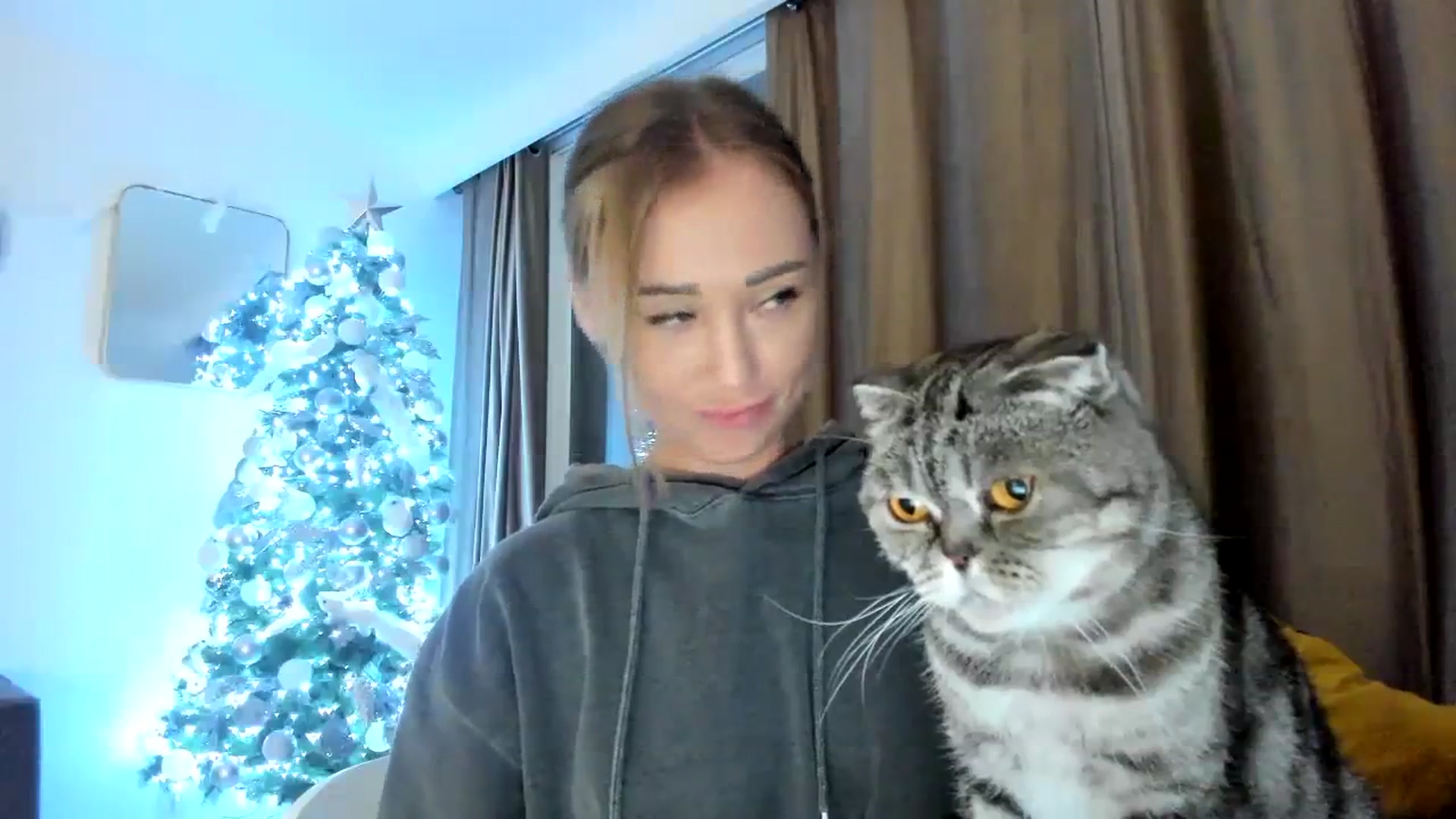 Gallery image thumbnail from AAA_Yas's myfreecams stream on, 12/12/2023, 23:24 image 13 of 20