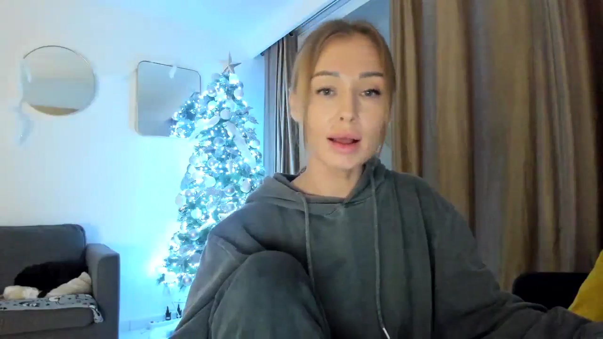 Gallery image thumbnail from AAA_Yas's myfreecams stream on, 12/12/2023, 23:24 image 20 of 20