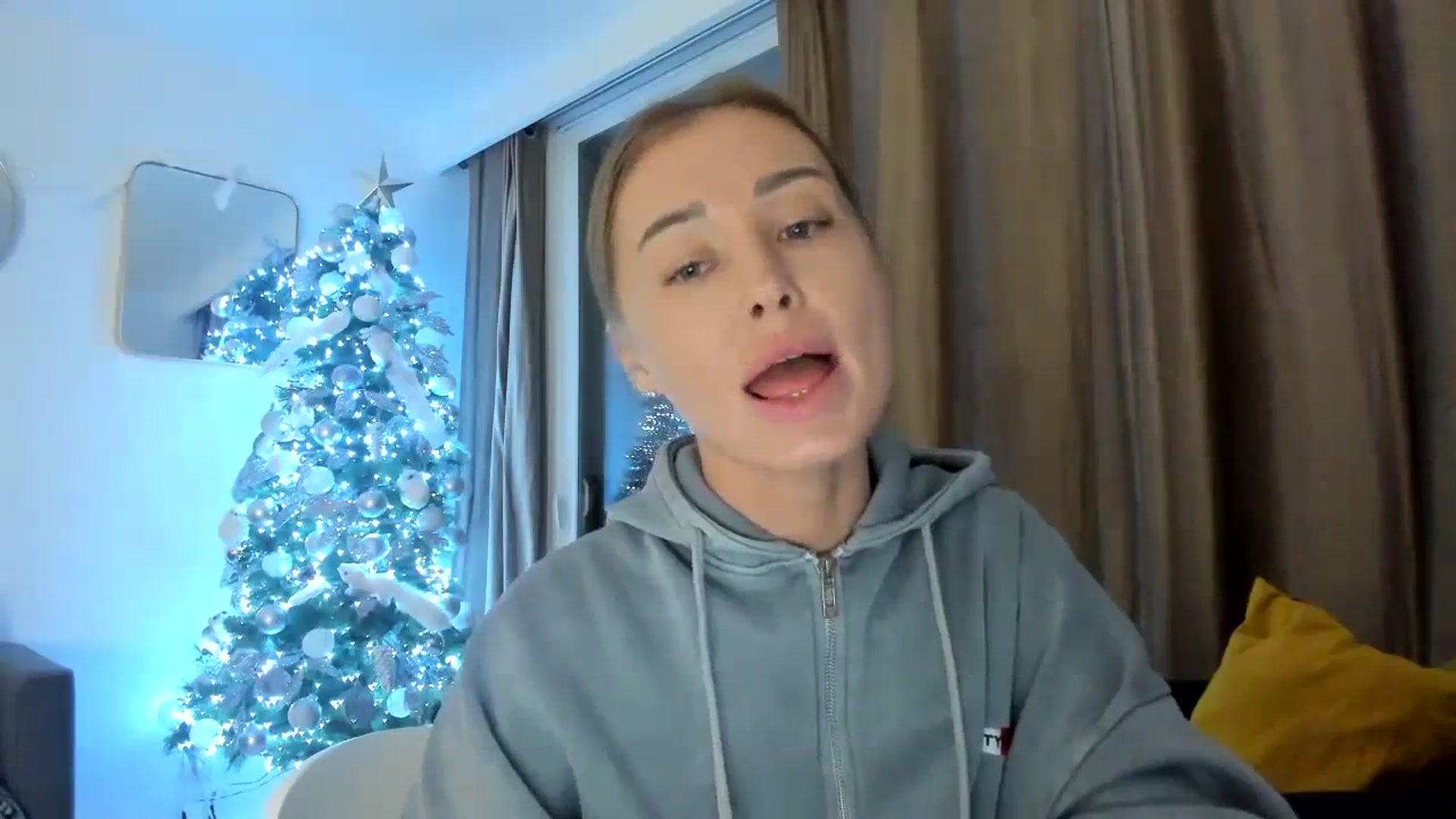 Gallery image thumbnail from AAA_Yas's myfreecams stream on, 12/13/2023, 23:18 image 11 of 20