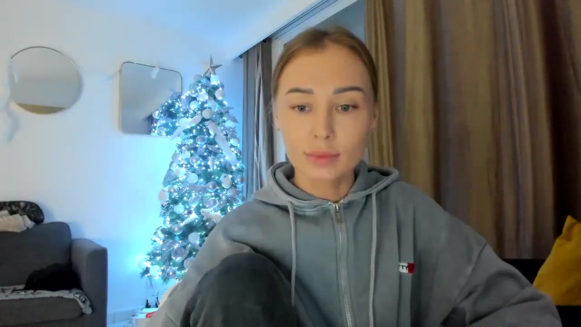 Gallery image thumbnail from AAA_Yas's myfreecams stream on, 12/13/2023, 23:18 image 5 of 20