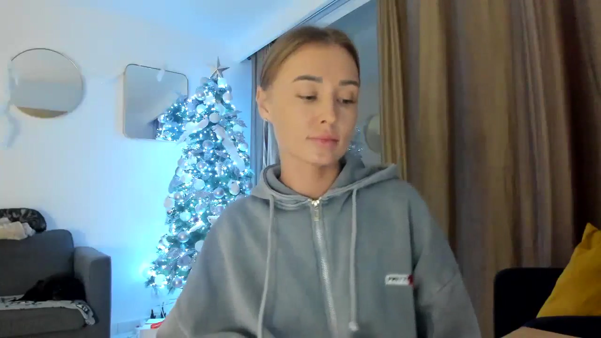 Gallery image thumbnail from AAA_Yas's myfreecams stream on, 12/13/2023, 23:18 image 7 of 20