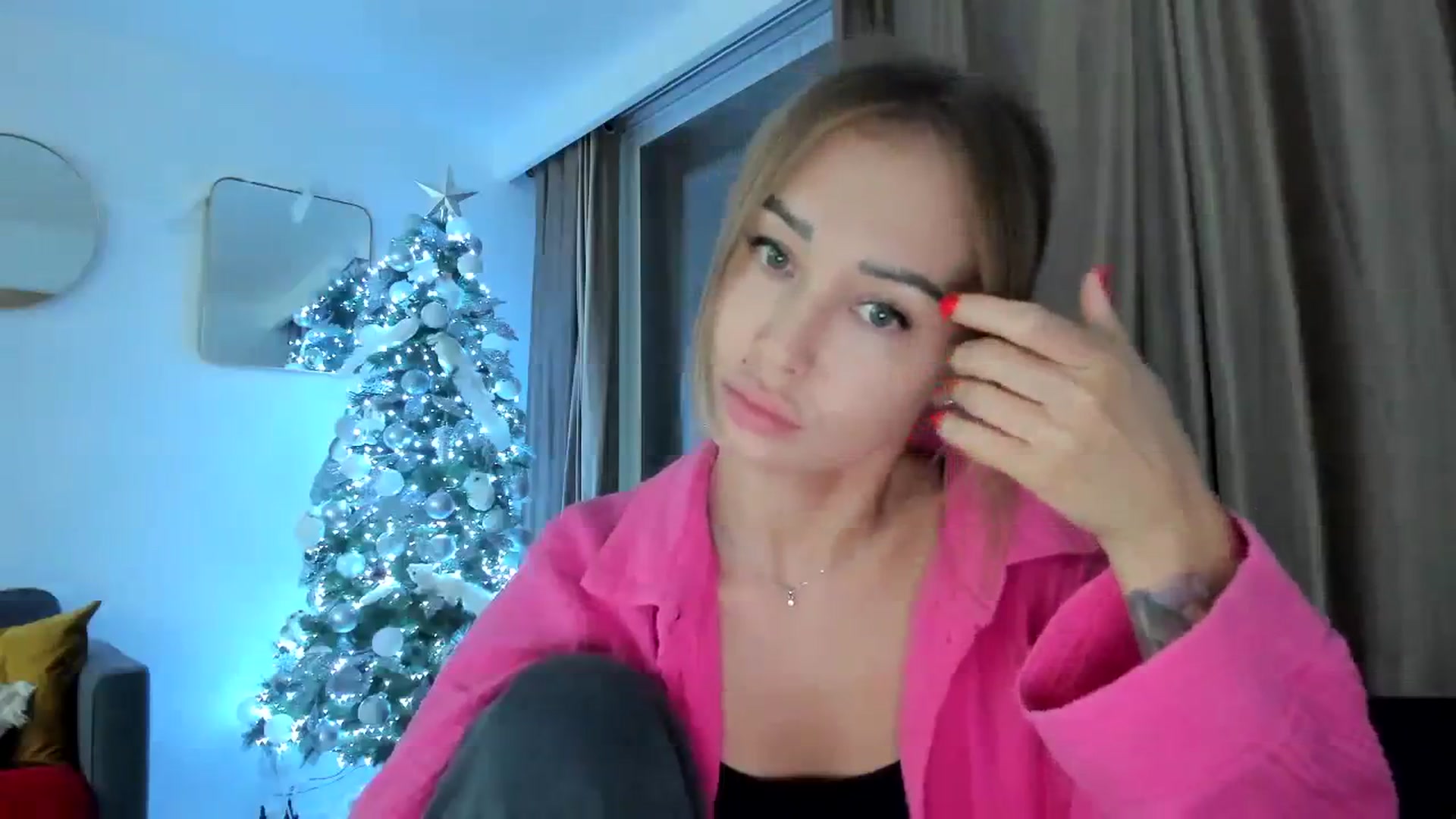 Gallery image thumbnail from AAA_Yas's myfreecams stream on, 12/14/2023, 20:59 image 18 of 20
