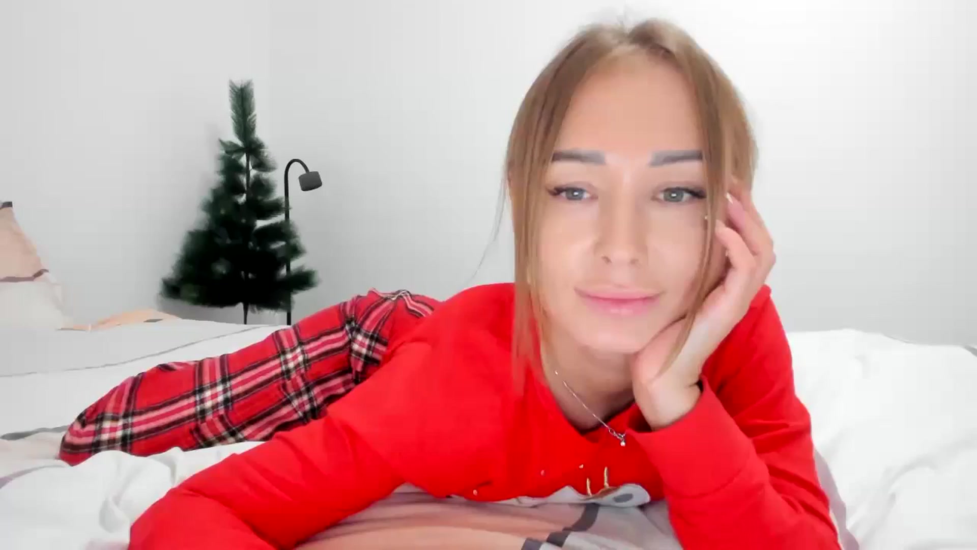 Gallery image thumbnail from AAA_Yas's myfreecams stream on, 12/26/2023, 23:31 image 7 of 20