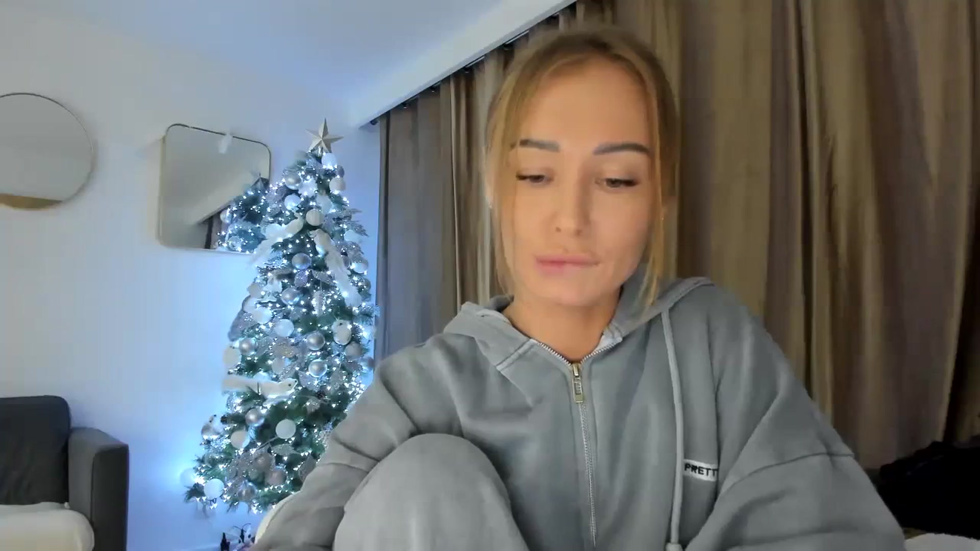 Gallery image thumbnail from AAA_Yas's myfreecams stream on, 12/29/2023, 22:57 image 9 of 20