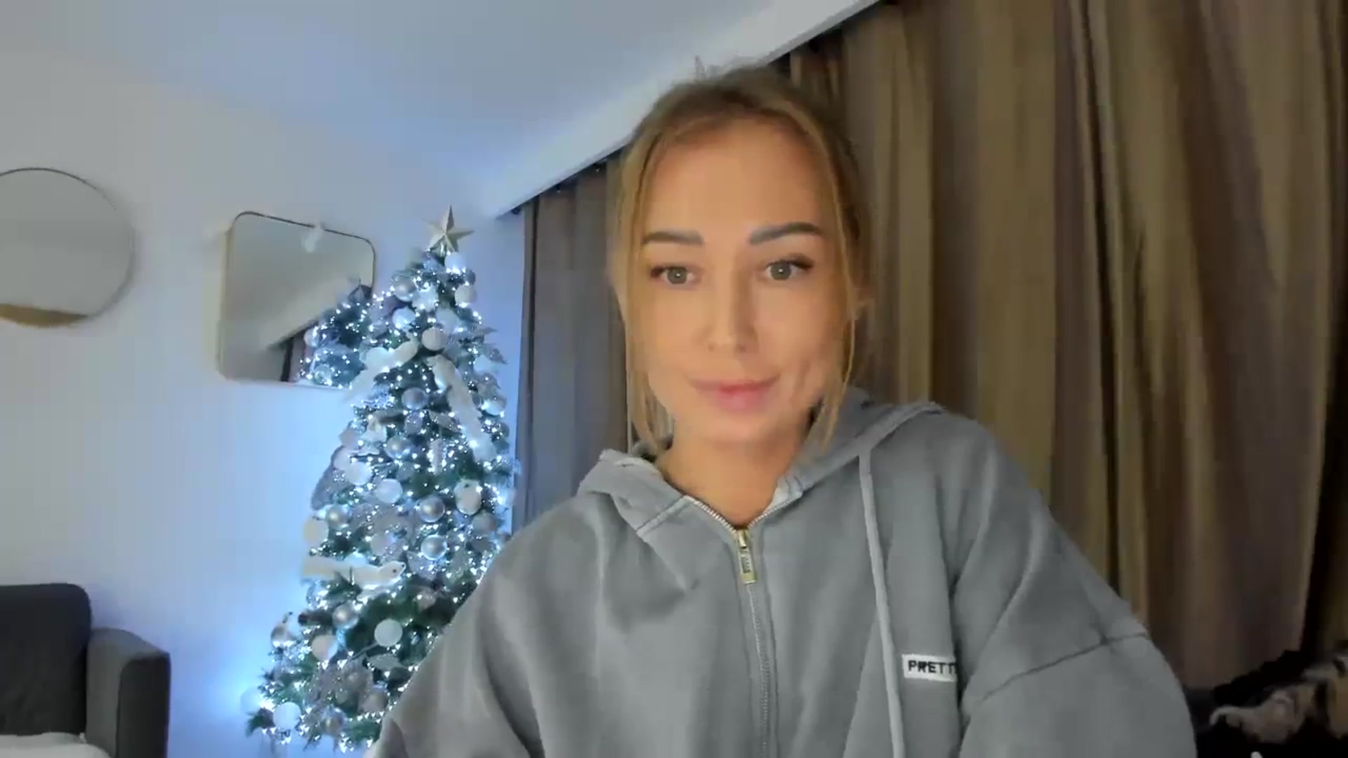 Gallery image thumbnail from AAA_Yas's myfreecams stream on, 12/29/2023, 22:57 image 8 of 20