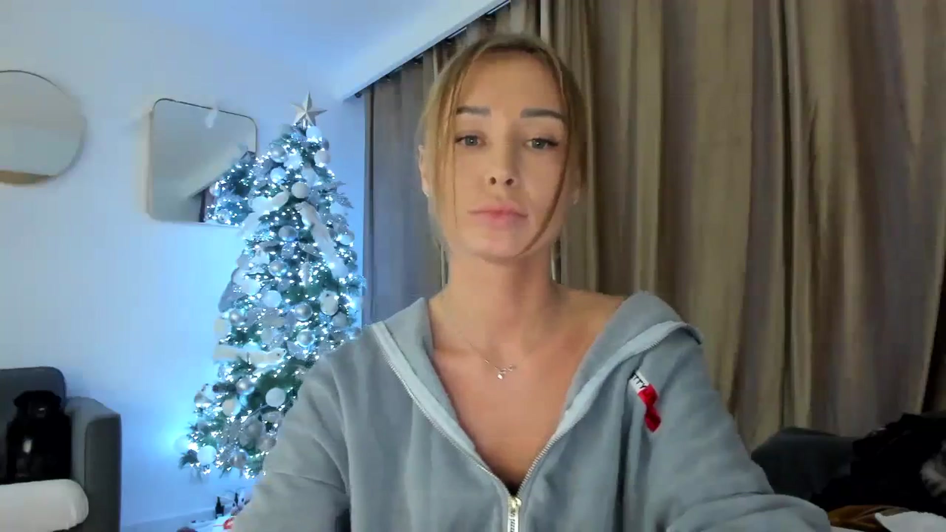 Gallery image thumbnail from AAA_Yas's myfreecams stream on, 12/30/2023, 24:21 image 14 of 20
