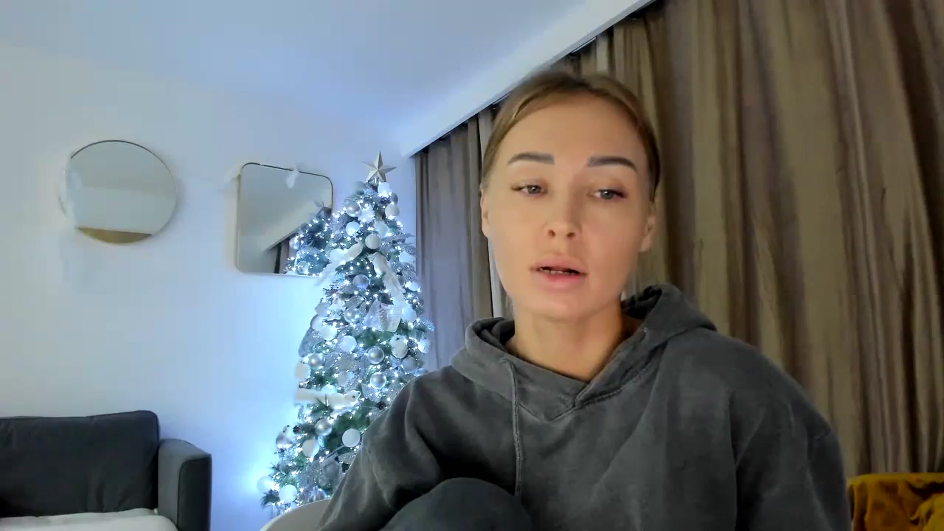 Gallery image thumbnail from AAA_Yas's myfreecams stream on, 01/01/2024, 19:04 image 14 of 20