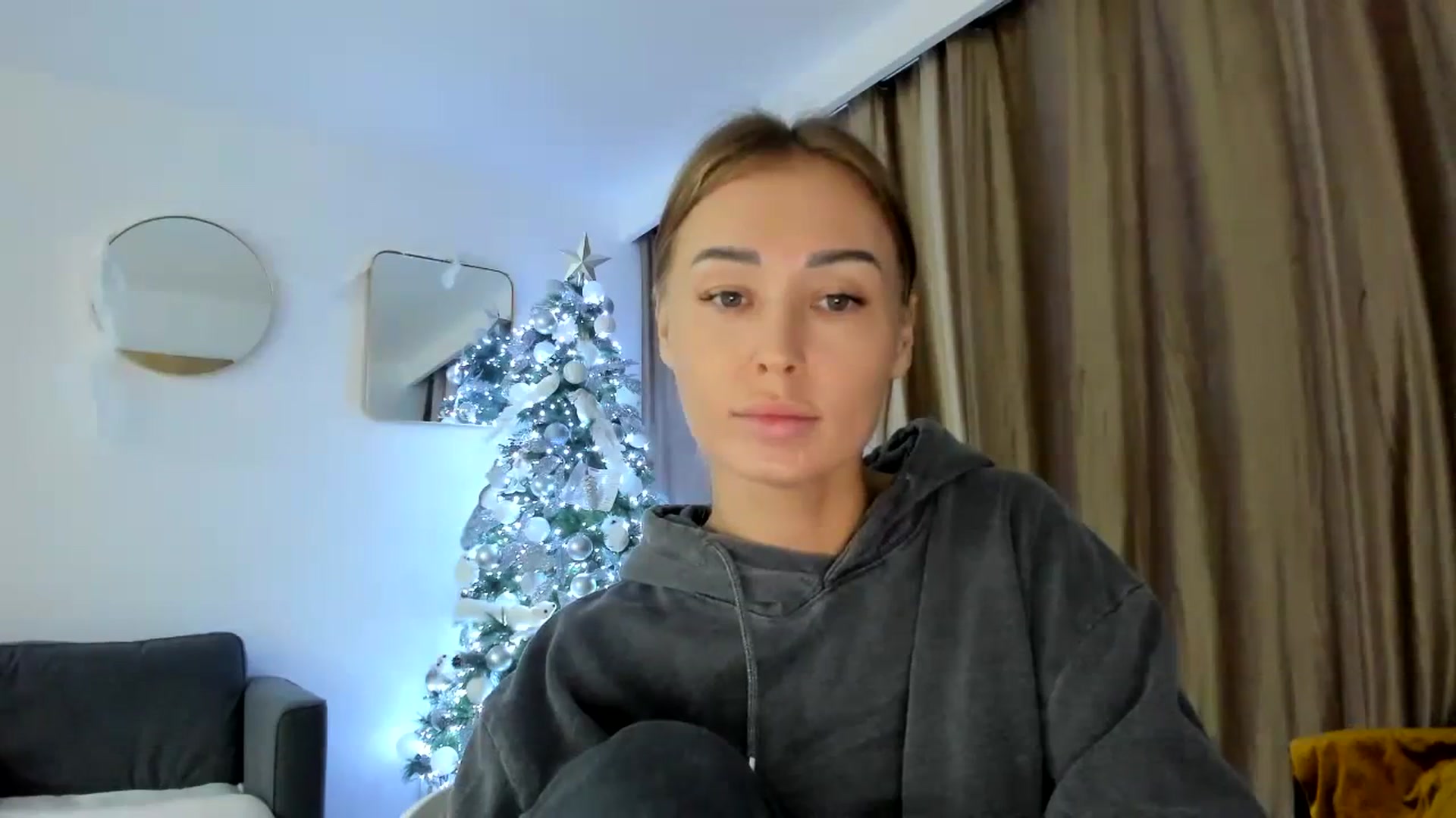 Gallery image thumbnail from AAA_Yas's myfreecams stream on, 01/01/2024, 19:04 image 10 of 20
