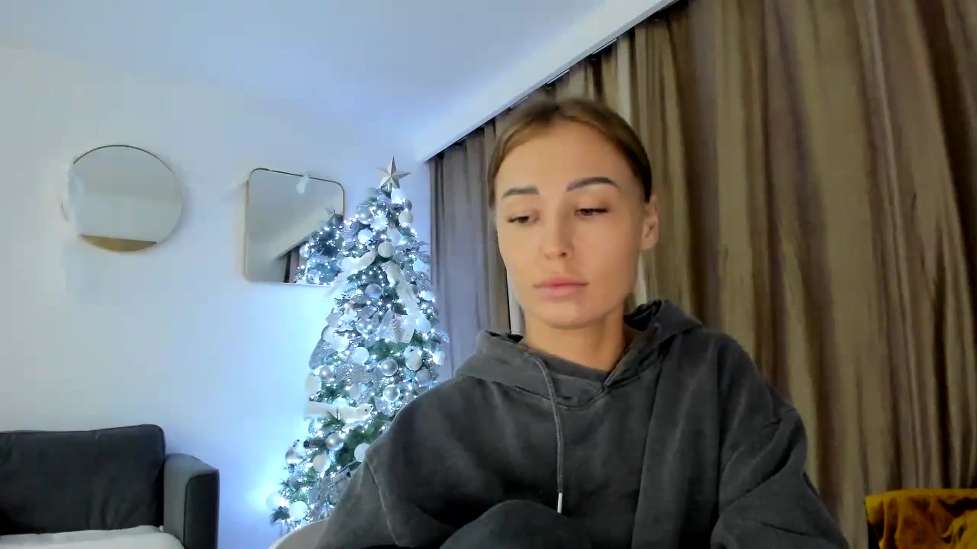 Gallery image thumbnail from AAA_Yas's myfreecams stream on, 01/01/2024, 19:04 image 6 of 20