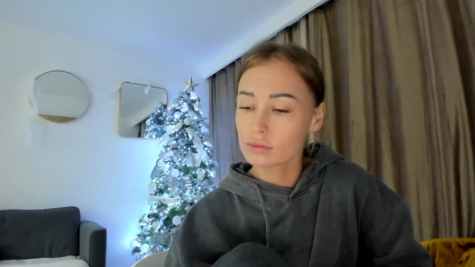 Gallery image thumbnail from AAA_Yas's myfreecams stream on, 01/01/2024, 19:04 image 5 of 20