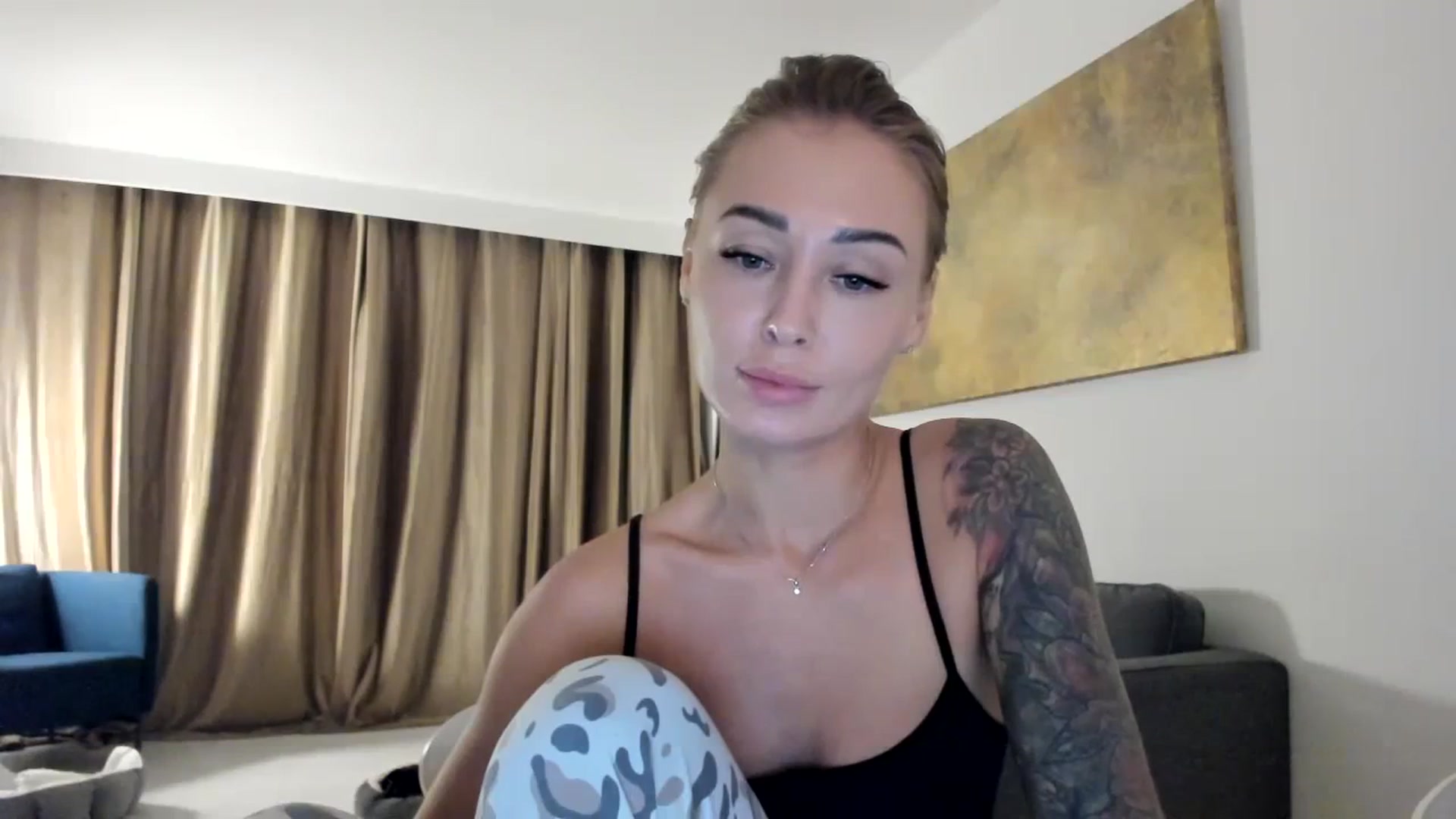 Gallery image thumbnail from AAA_Yas's myfreecams stream on, 01/16/2024, 22:27 image 5 of 20