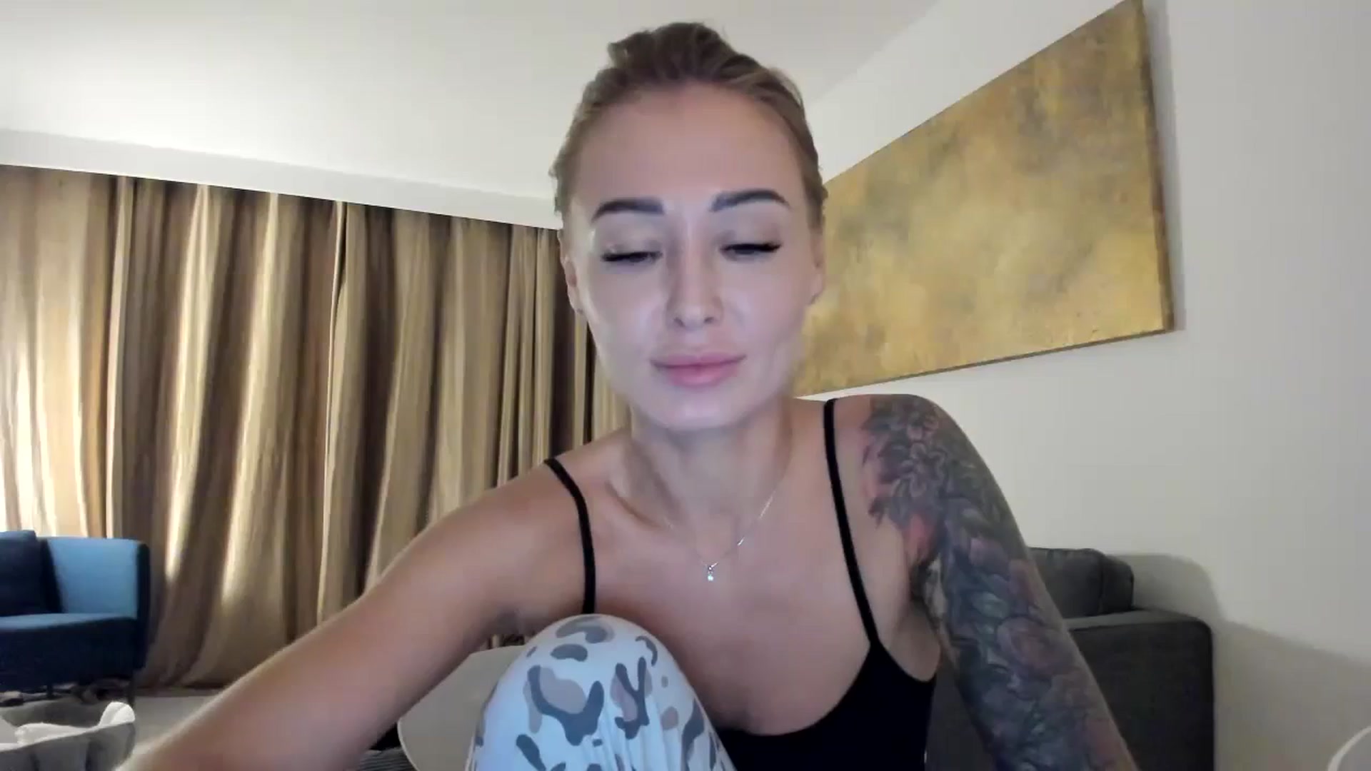 Gallery image thumbnail from AAA_Yas's myfreecams stream on, 01/16/2024, 22:27 image 11 of 20