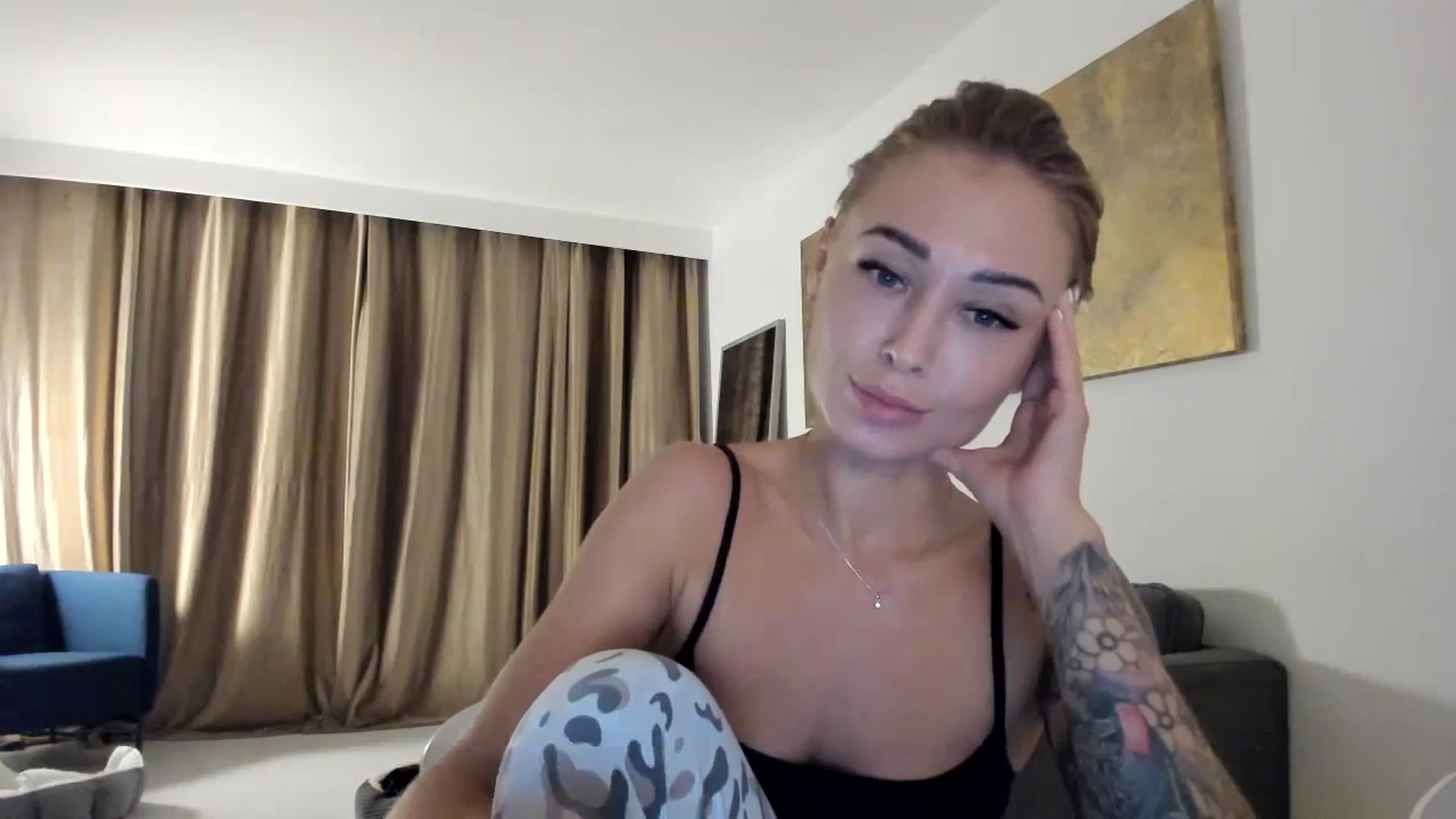 Gallery image thumbnail from AAA_Yas's myfreecams stream on, 01/16/2024, 22:27 image 7 of 20