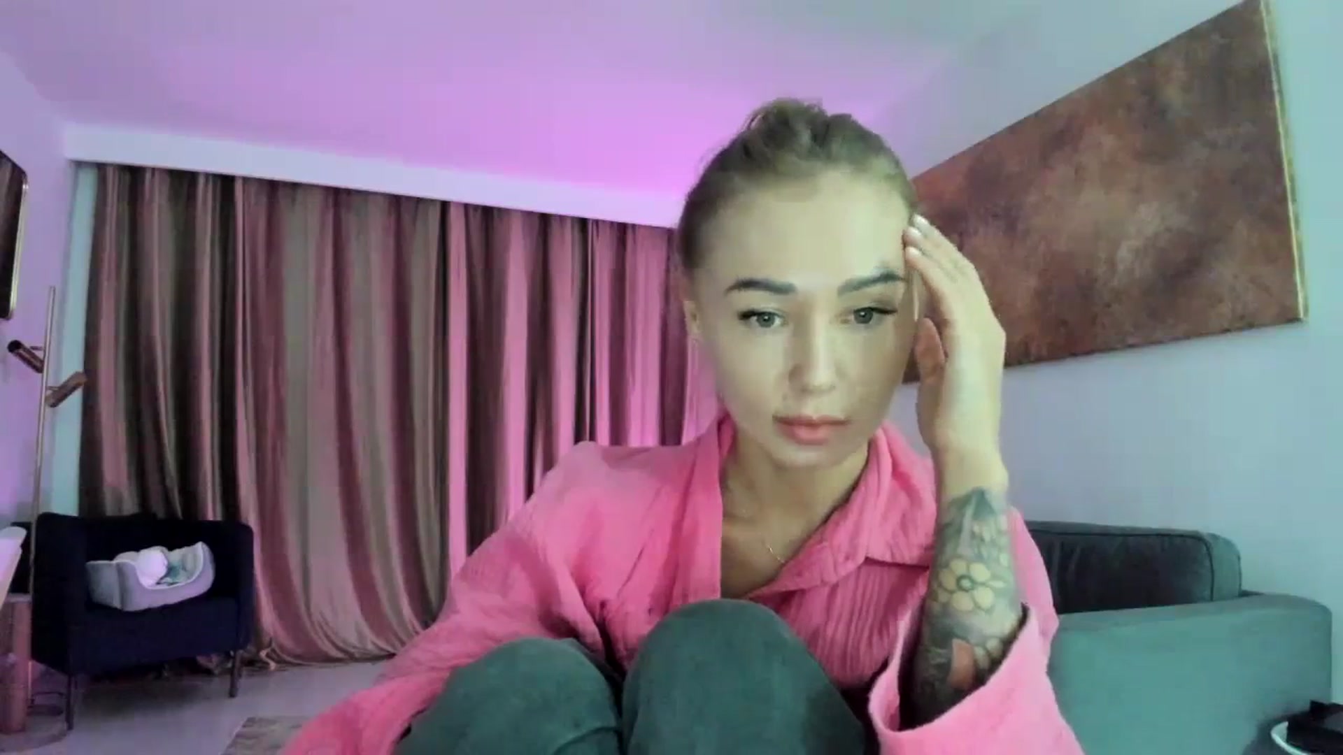 Gallery image thumbnail from AAA_Yas's myfreecams stream on, 02/01/2024, 24:39 image 13 of 20