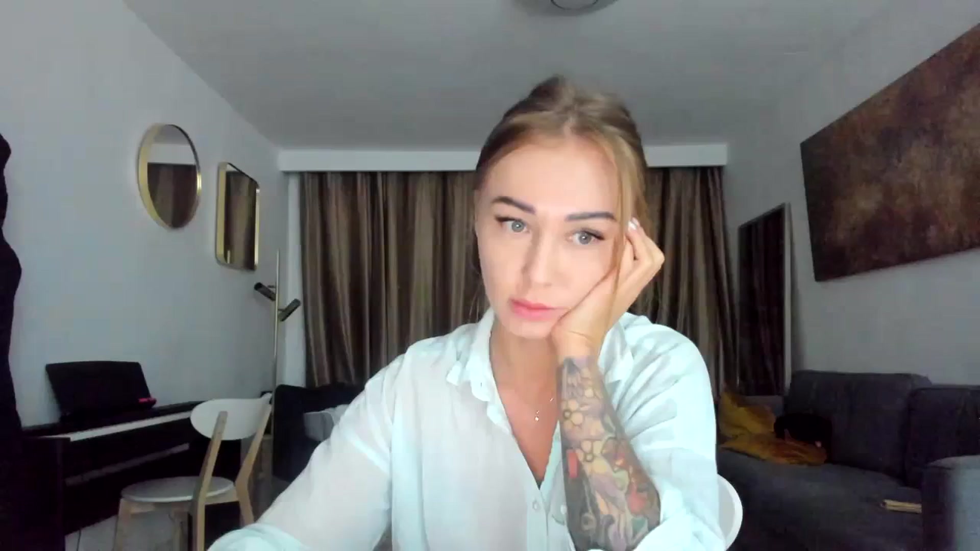 Gallery image thumbnail from AAA_Yas's myfreecams stream on, 02/01/2024, 23:43 image 1 of 20