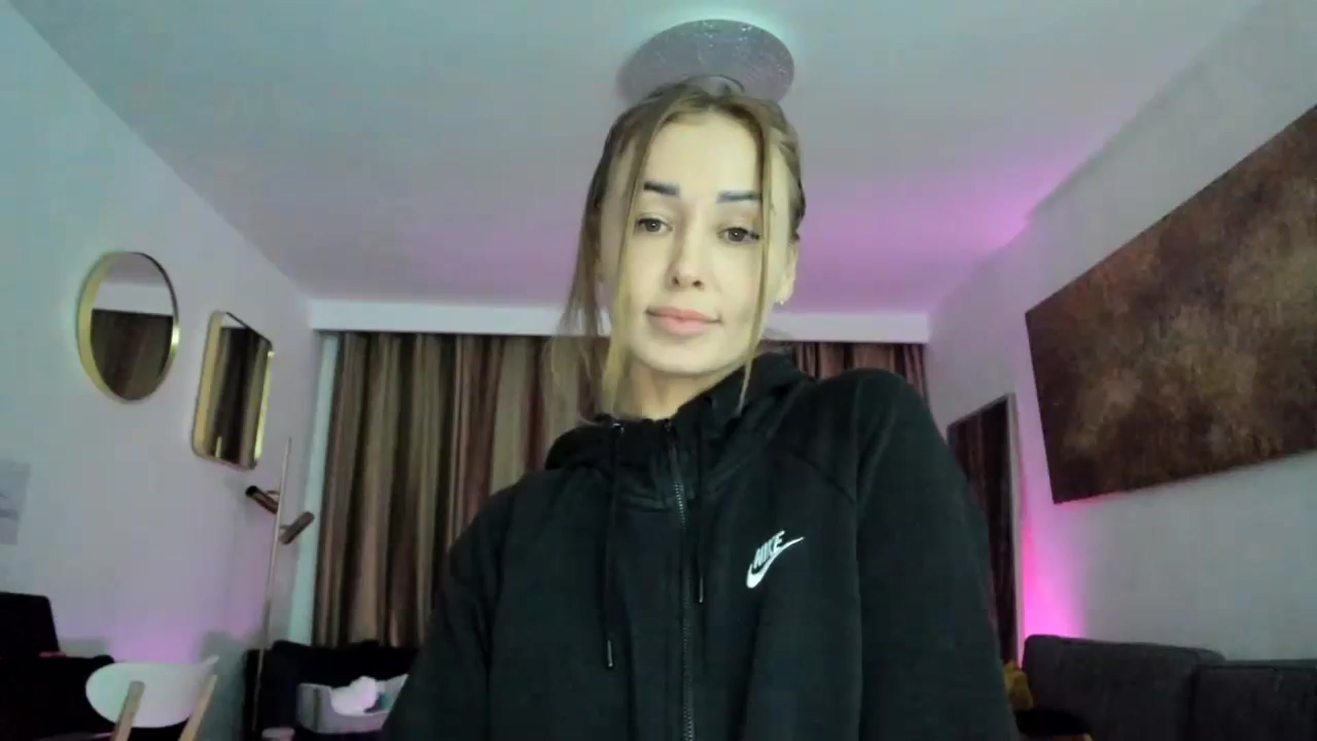 Gallery image thumbnail from AAA_Yas's myfreecams stream on, 02/06/2024, 23:31 image 10 of 20