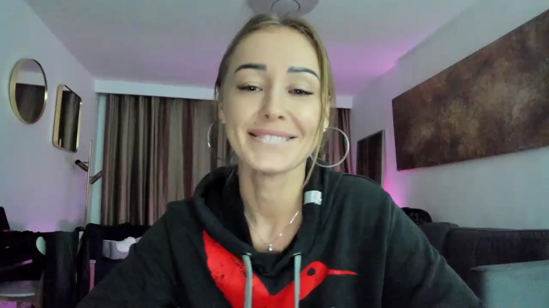 Gallery image thumbnail from AAA_Yas's myfreecams stream on, 02/07/2024, 23:00 image 1 of 20