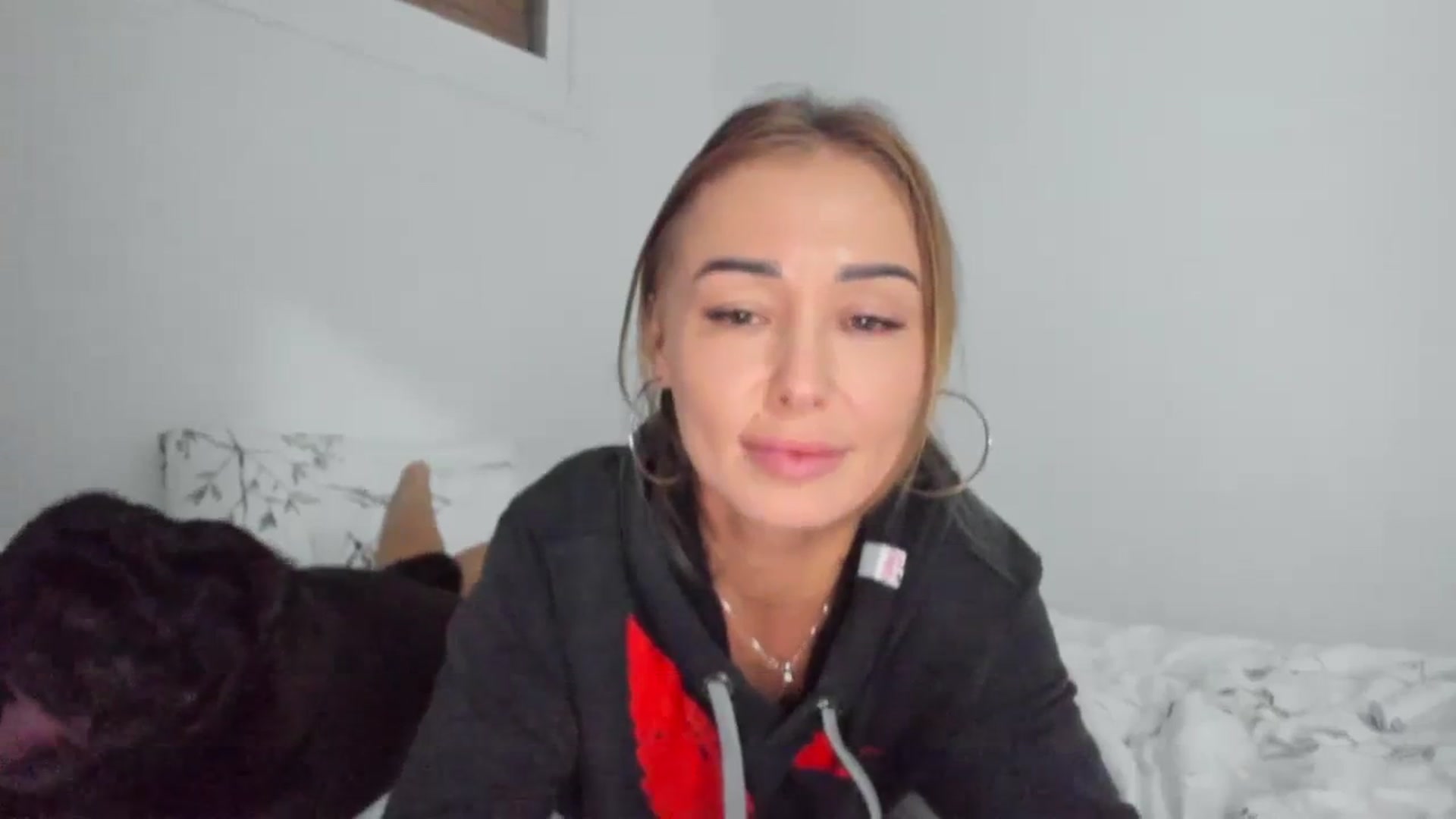 Gallery image thumbnail from AAA_Yas's myfreecams stream on, 02/07/2024, 23:00 image 18 of 20