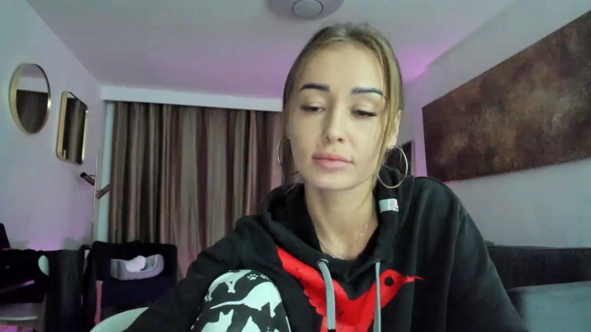 Gallery image thumbnail from AAA_Yas's myfreecams stream on, 02/07/2024, 23:00 image 5 of 20
