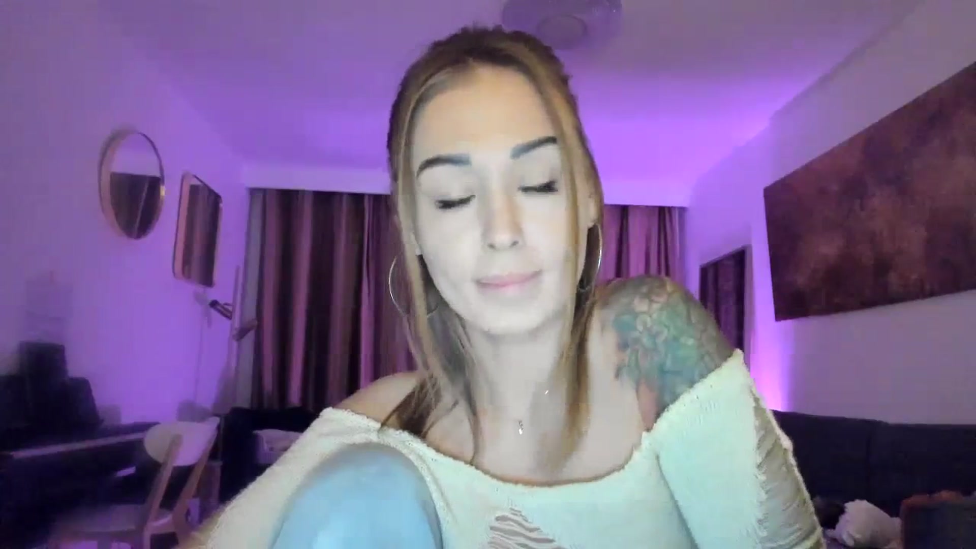 Gallery image thumbnail from AAA_Yas's myfreecams stream on, 02/12/2024, 21:07 image 15 of 20