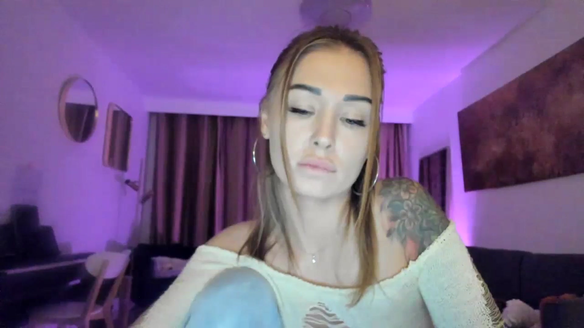 Gallery image thumbnail from AAA_Yas's myfreecams stream on, 02/12/2024, 21:07 image 16 of 20