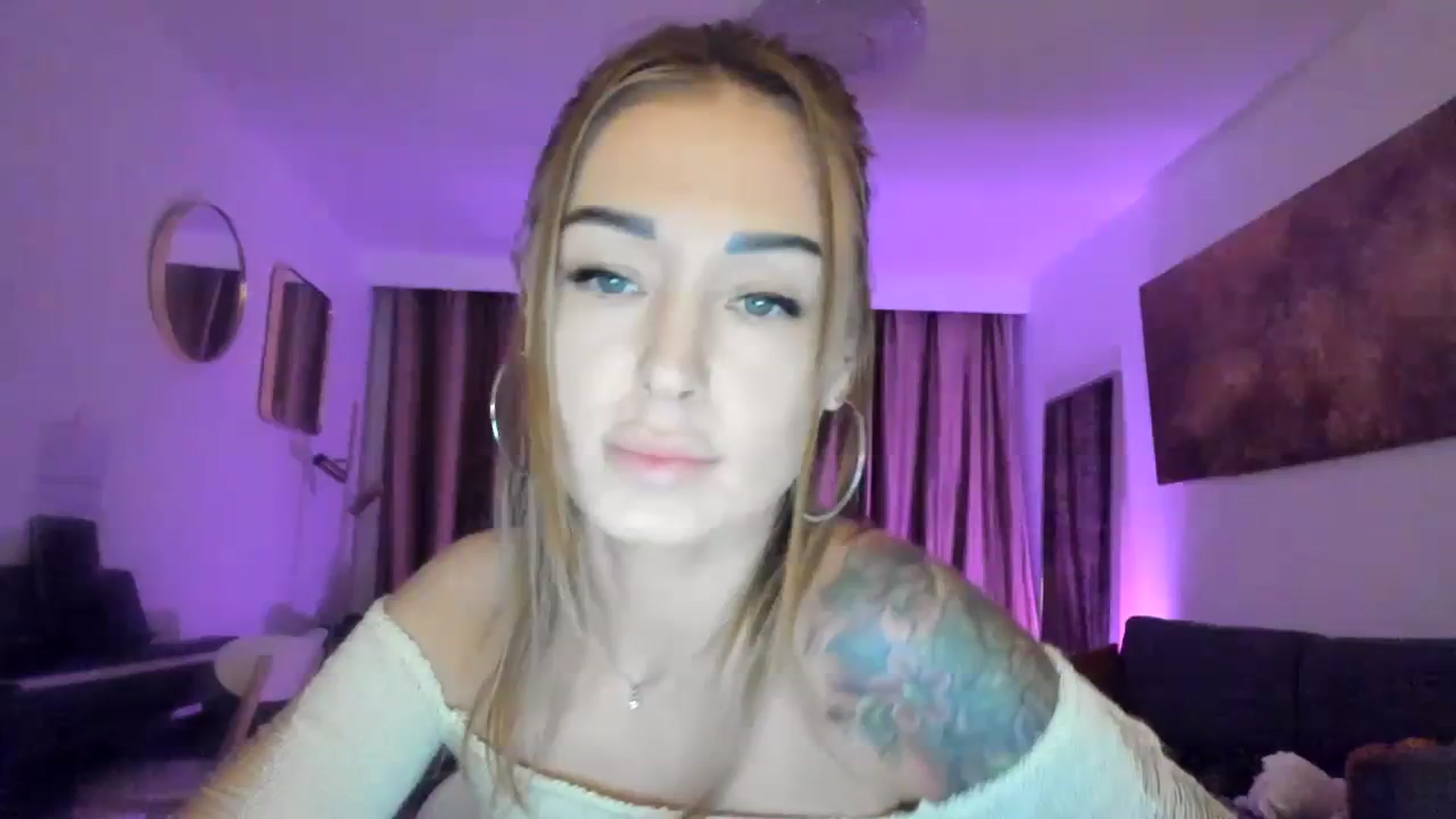 Gallery image thumbnail from AAA_Yas's myfreecams stream on, 02/12/2024, 22:45 image 8 of 20
