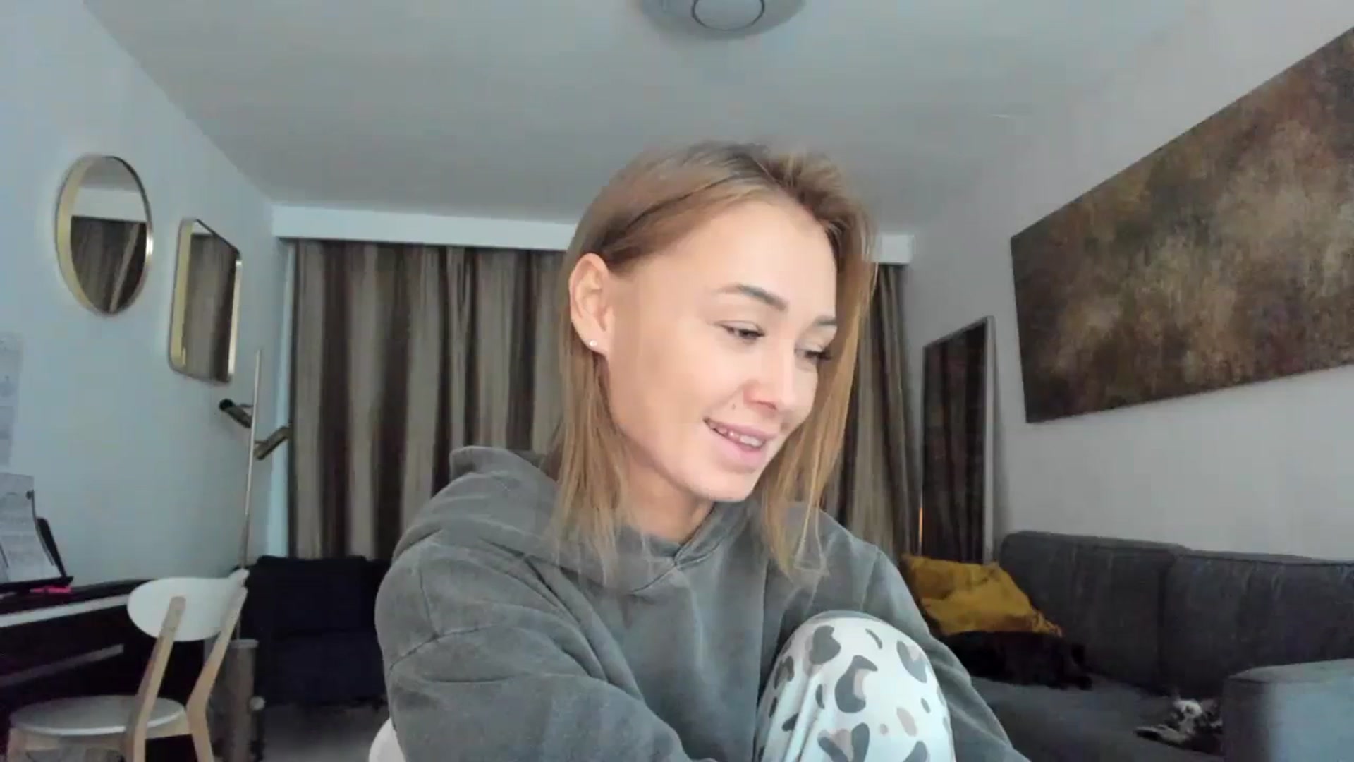 Gallery image thumbnail from AAA_Yas's myfreecams stream on, 02/26/2024, 21:28 image 14 of 20