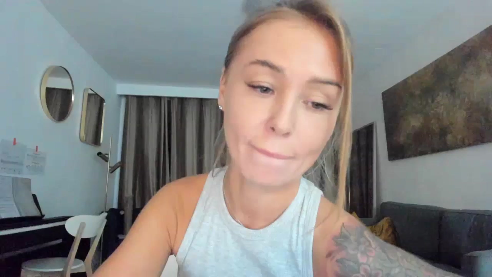 Gallery image thumbnail from AAA_Yas's myfreecams stream on, 03/04/2024, 22:10 image 17 of 20