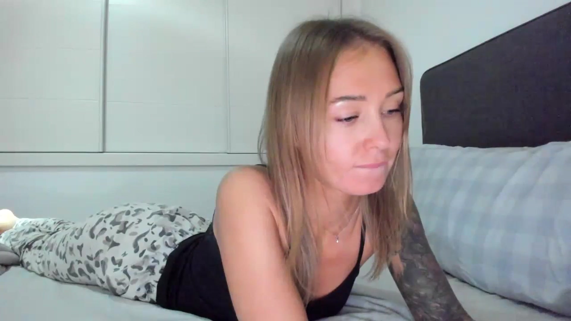 Gallery image thumbnail from AAA_Yas's myfreecams stream on, 03/06/2024, 19:09 image 16 of 20