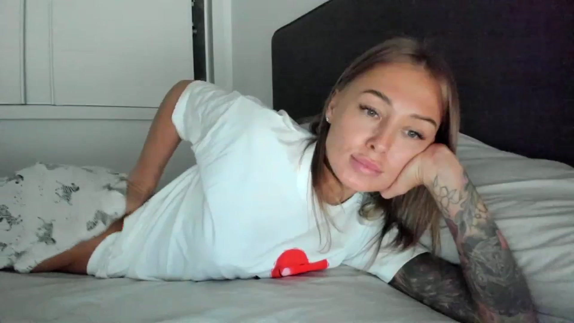 Gallery image thumbnail from AAA_Yas's myfreecams stream on, 03/07/2024, 14:55 image 4 of 20