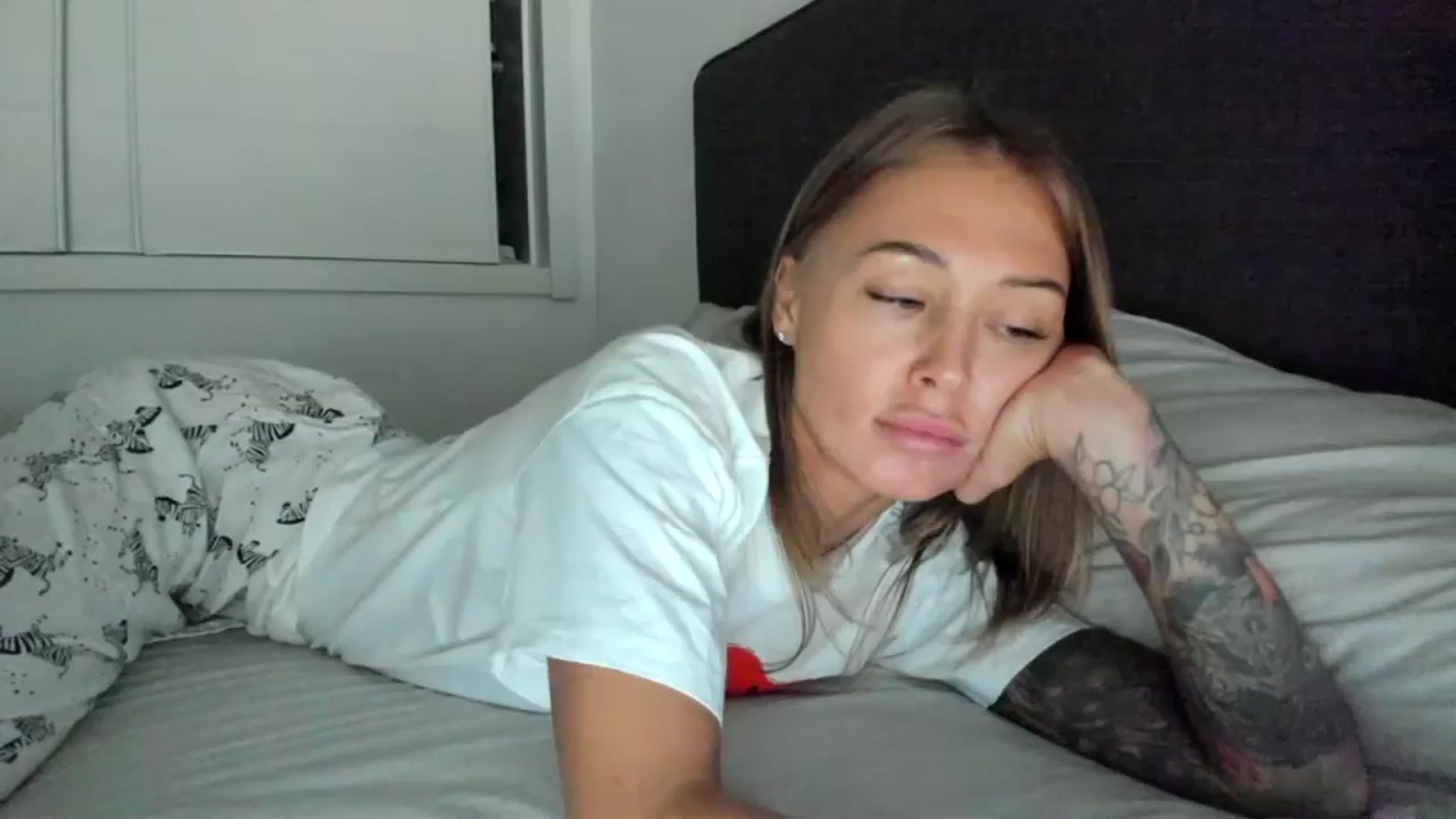 Gallery image thumbnail from AAA_Yas's myfreecams stream on, 03/07/2024, 14:55 image 1 of 20