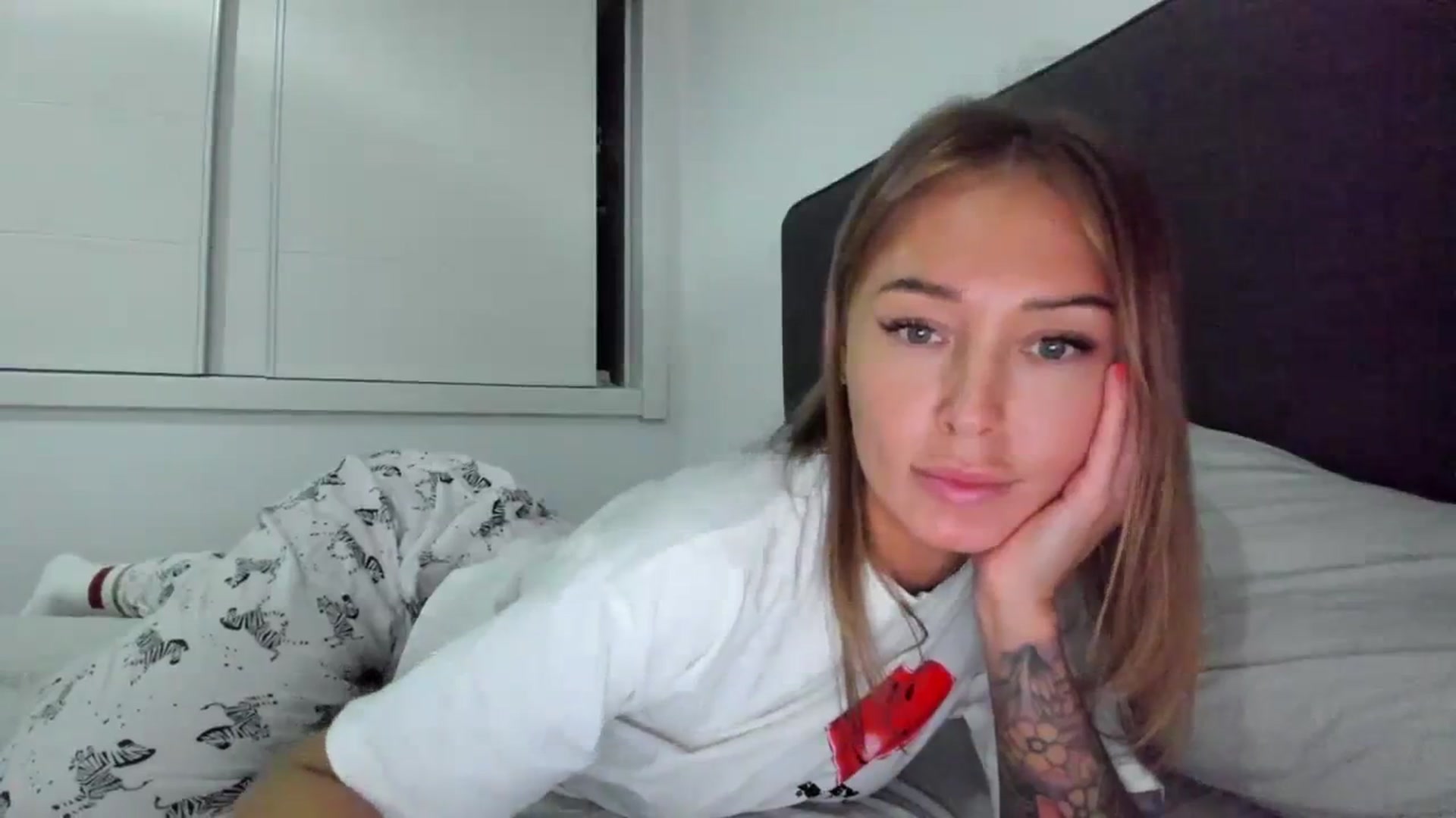 Gallery image thumbnail from AAA_Yas's myfreecams stream on, 03/07/2024, 14:55 image 18 of 20