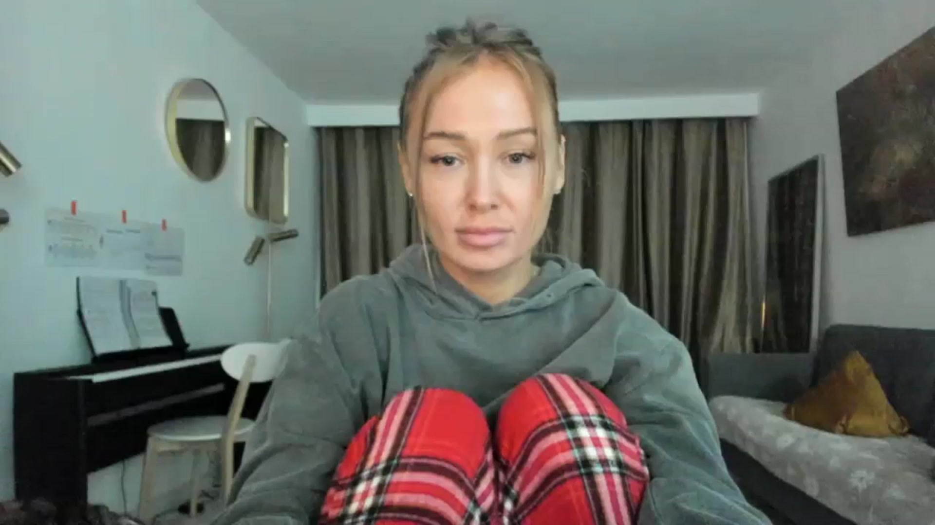 Gallery image thumbnail from AAA_Yas's myfreecams stream on, 03/14/2024, 21:05 image 14 of 20